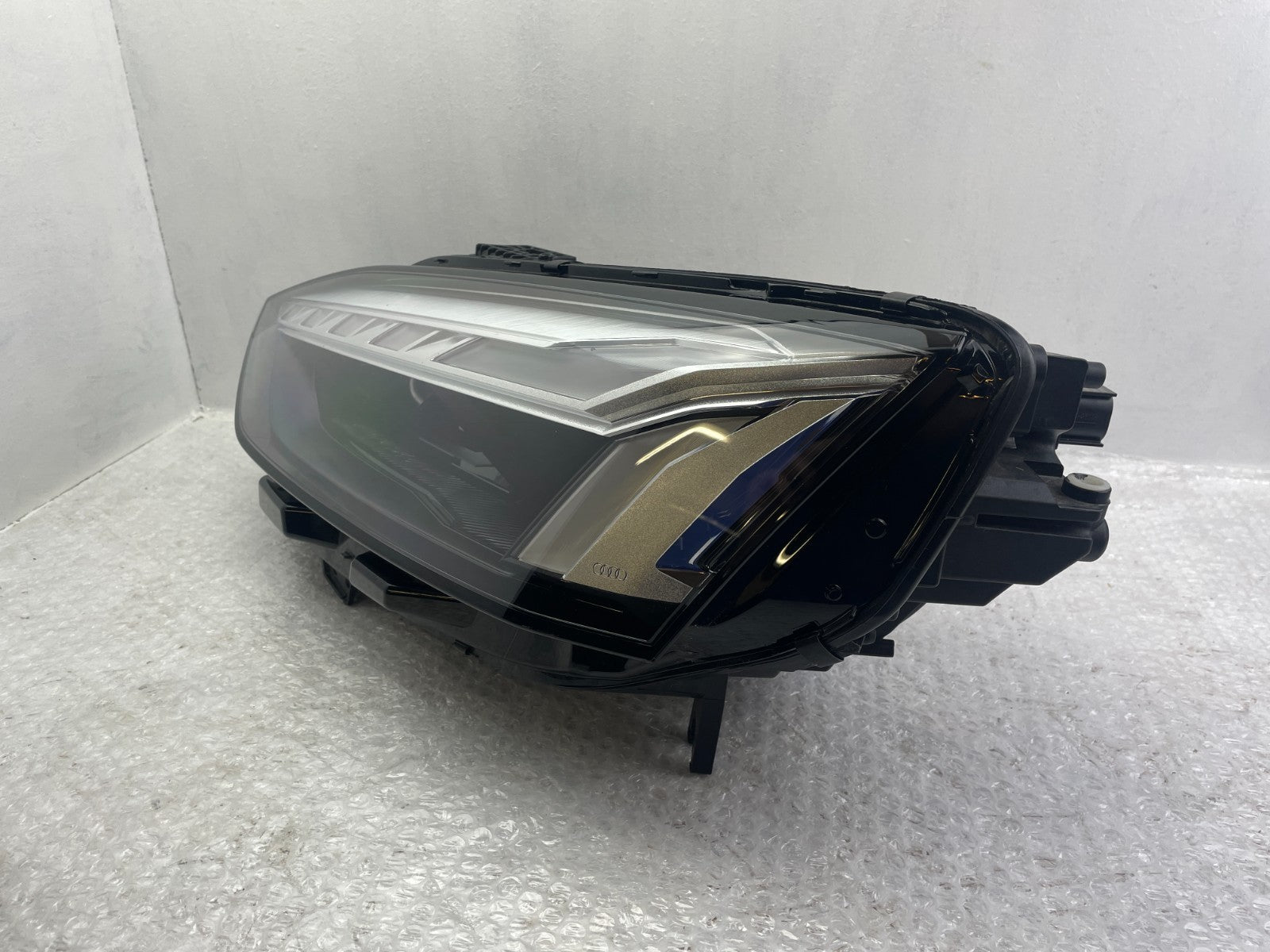 Original Audi A5 8V LED Matrix Scheinwerfer links 8W69410393