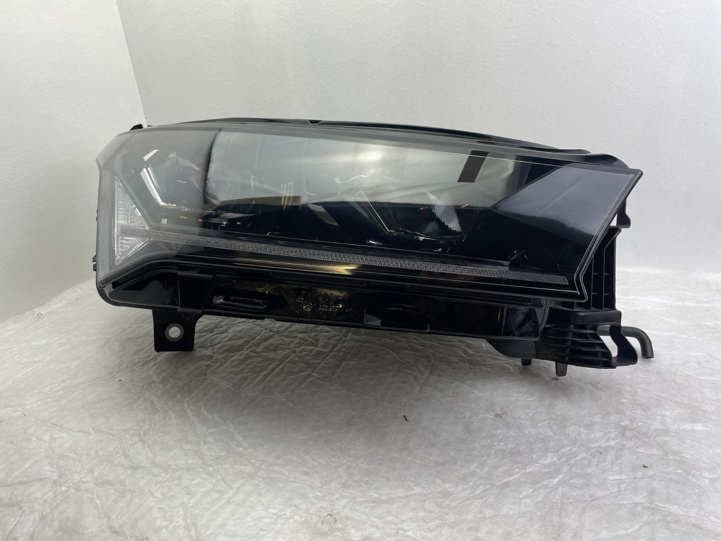 Original Skdoa Enyaq IV LED Scheinwerfer rechts 5LB941016H1