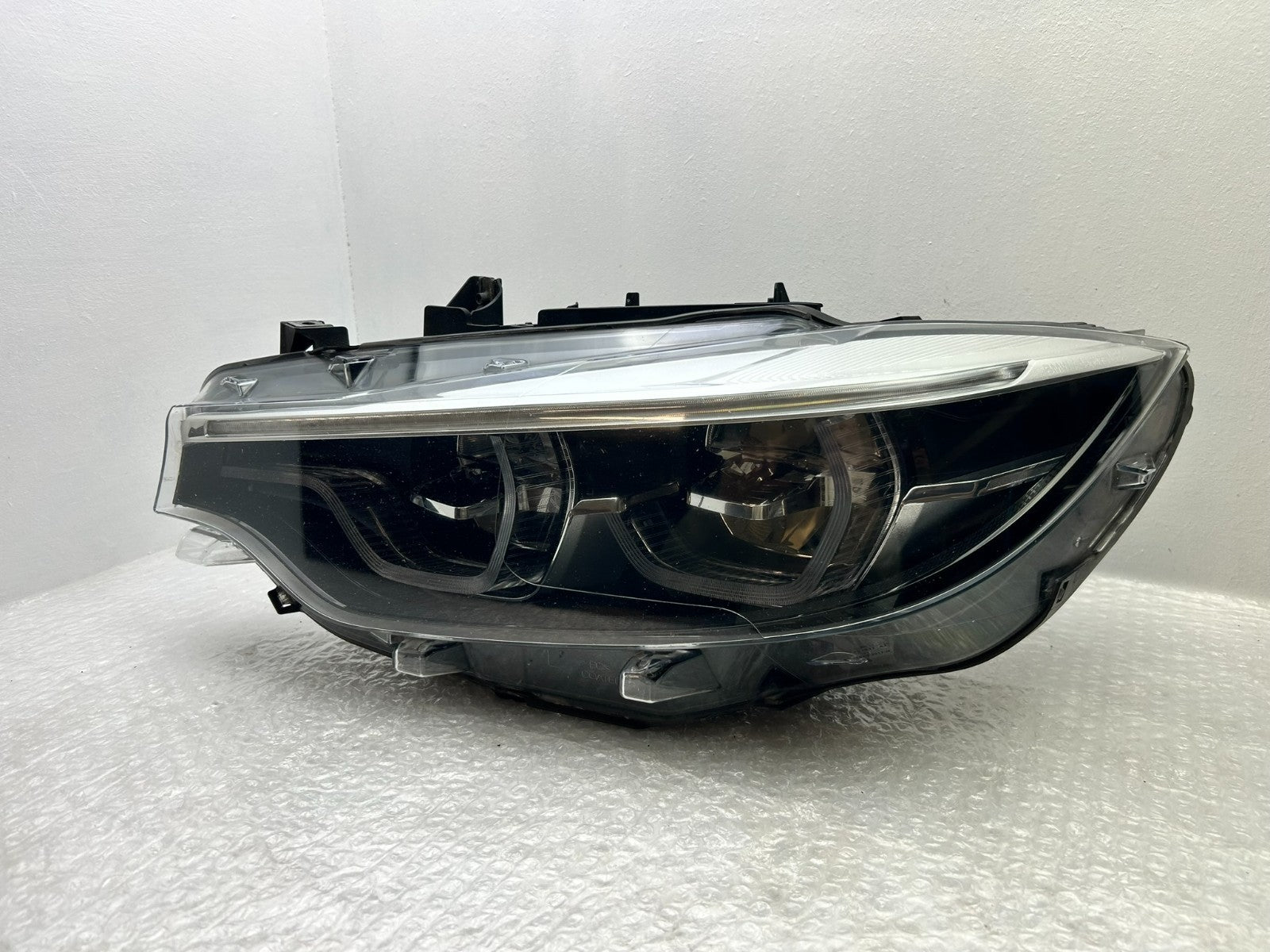 BMW M3 F80 M4 F82 F83 F32 F33 F36 Adaptive LED Scheinwerfer links 74762110