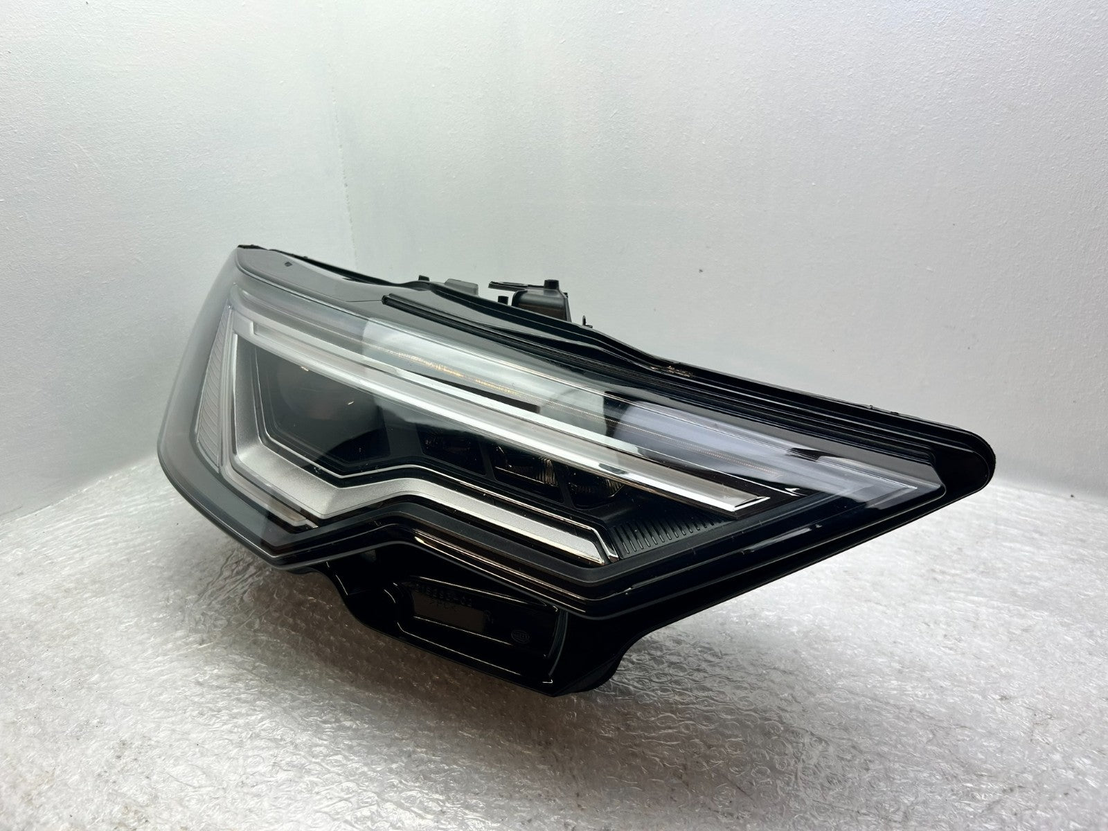 Original Audi A6 C8 4K LED Scheinwerfer rechts 4K09410401