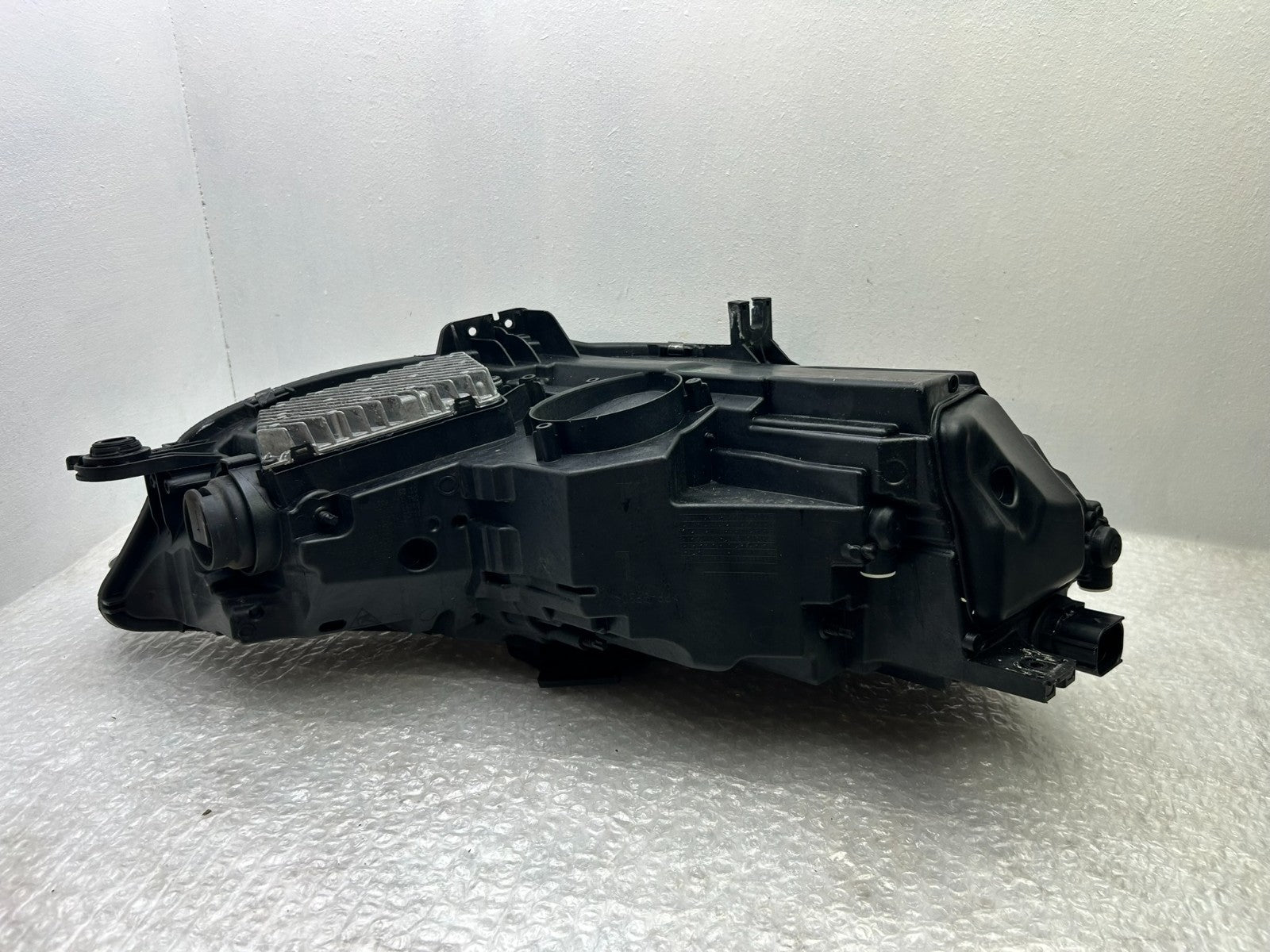 Original Audi RS4 B9 LED Scheinwerfer Matrix schwarz links 8W0941035J8