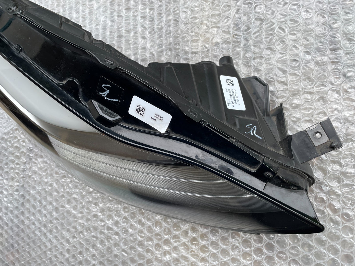 Original Tesla Model 3 LED Scheinwerfer rechts 1077376-00-C4