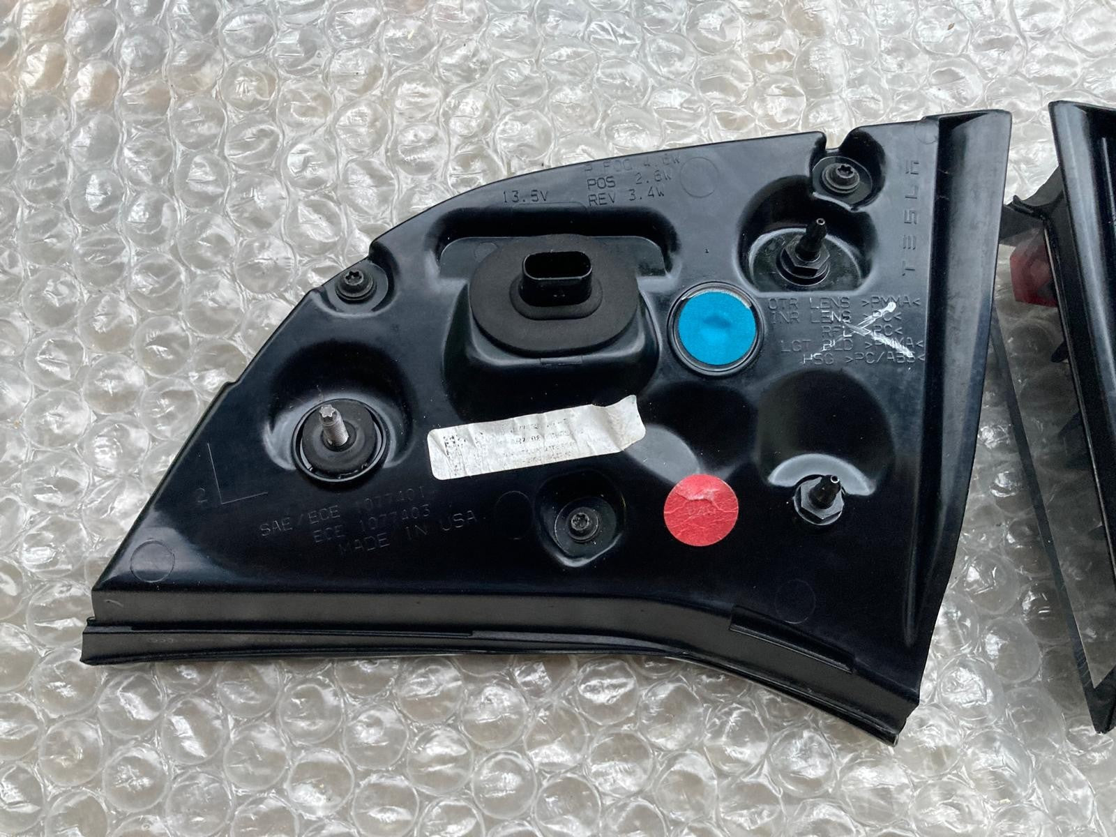 Original Tesla Model 3 Rückleuchte Heckleuchte links 10774012