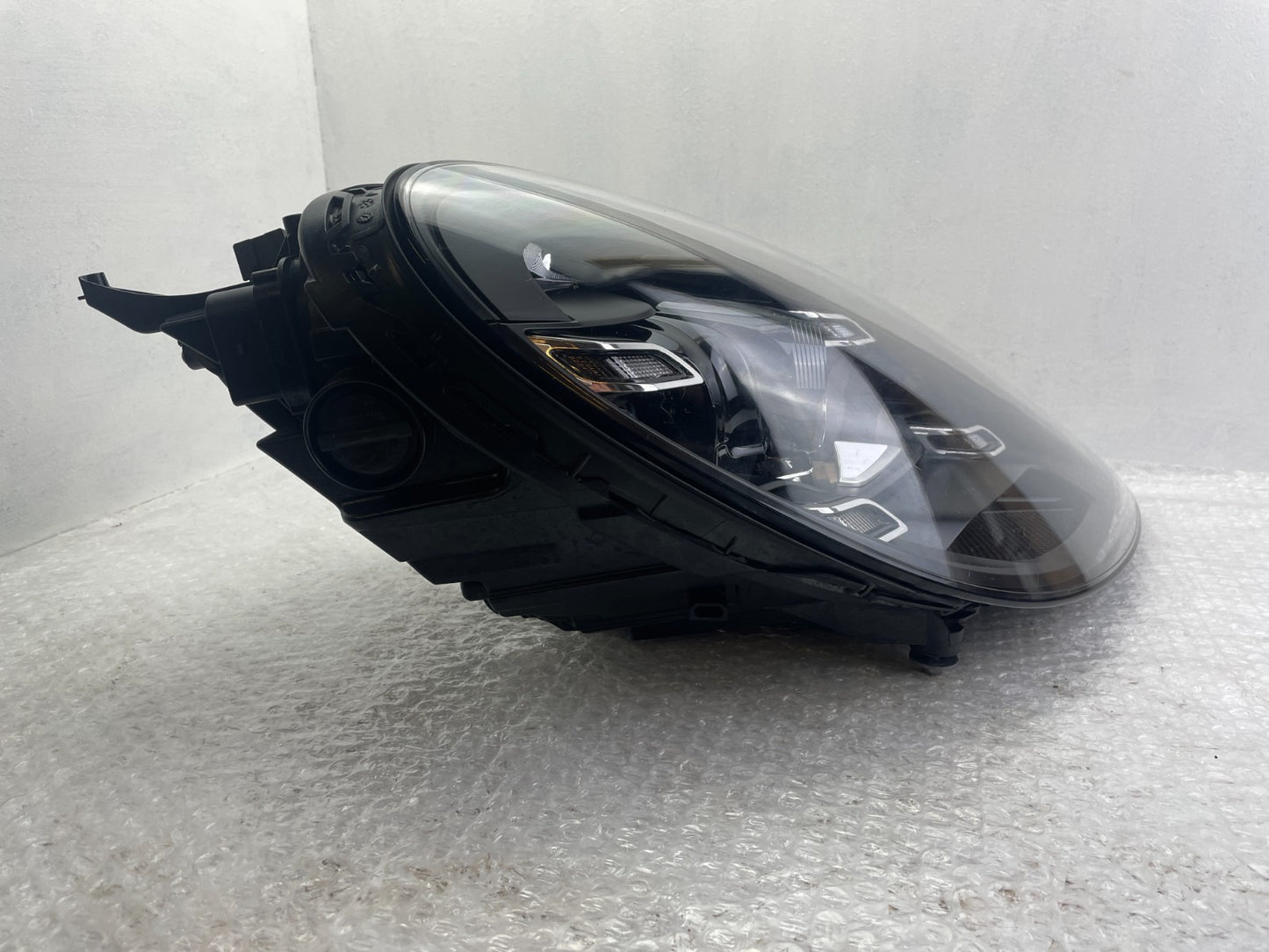 Original Porsche 718 982 GT4 Boxster Cayman Scheinwerfer LED rechts 982941036AA15