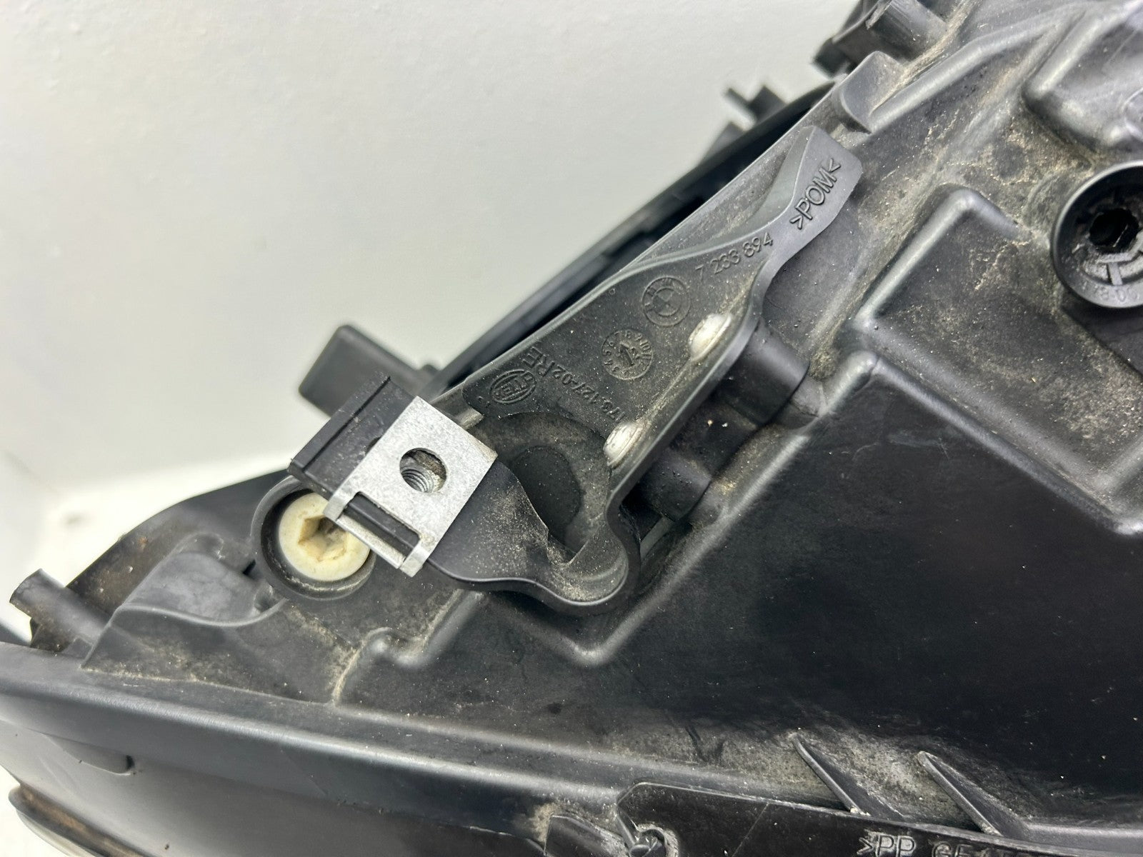 Original BMW 5er F10 F11 Xenon Scheinwerfer rechts 72032525