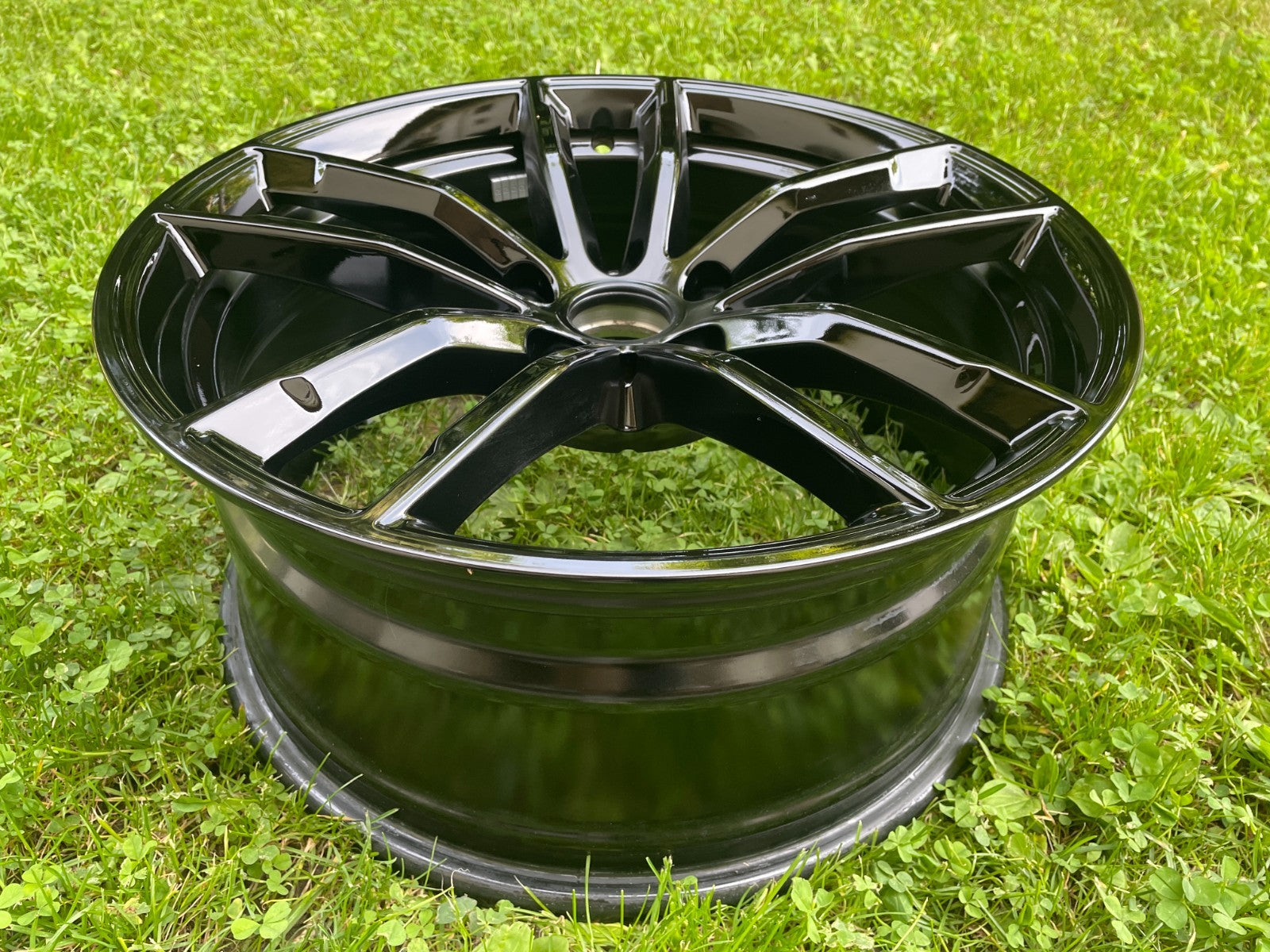 1x BMW 5er G30 G31 G38 Alufelge Felge 8Jx18 Zoll ET30 87474071