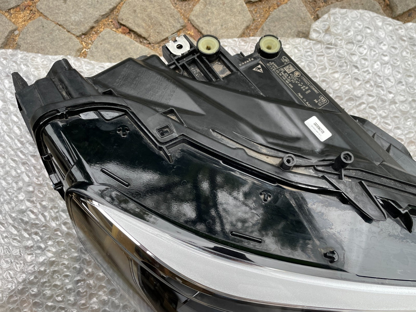 Original Audi Q3 LED Scheinwerfer rechts 83A9410128