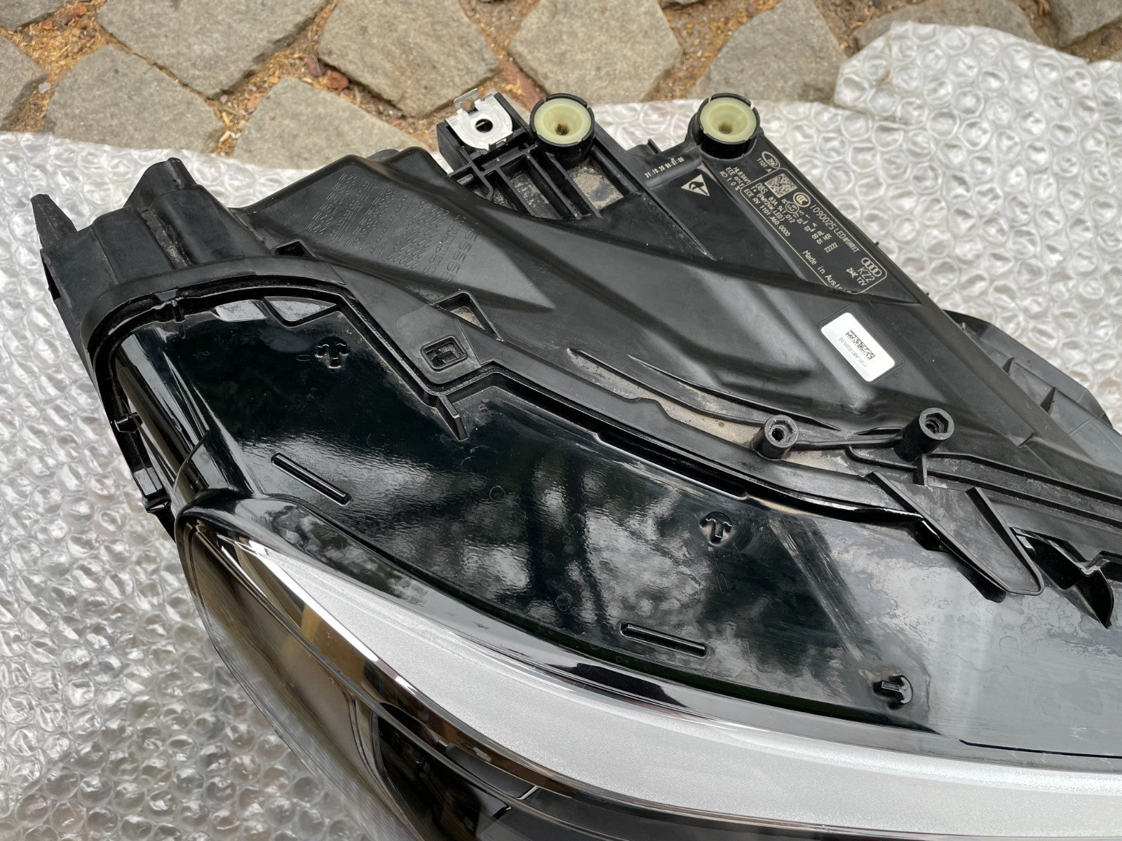 Original Audi Q3 LED Scheinwerfer rechts 83A9410128