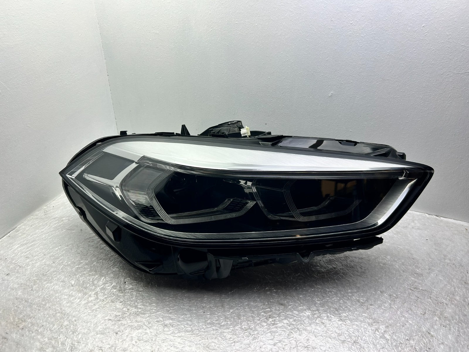Original BMW 1er F40 LED Scheinwerfer rechts 94828080