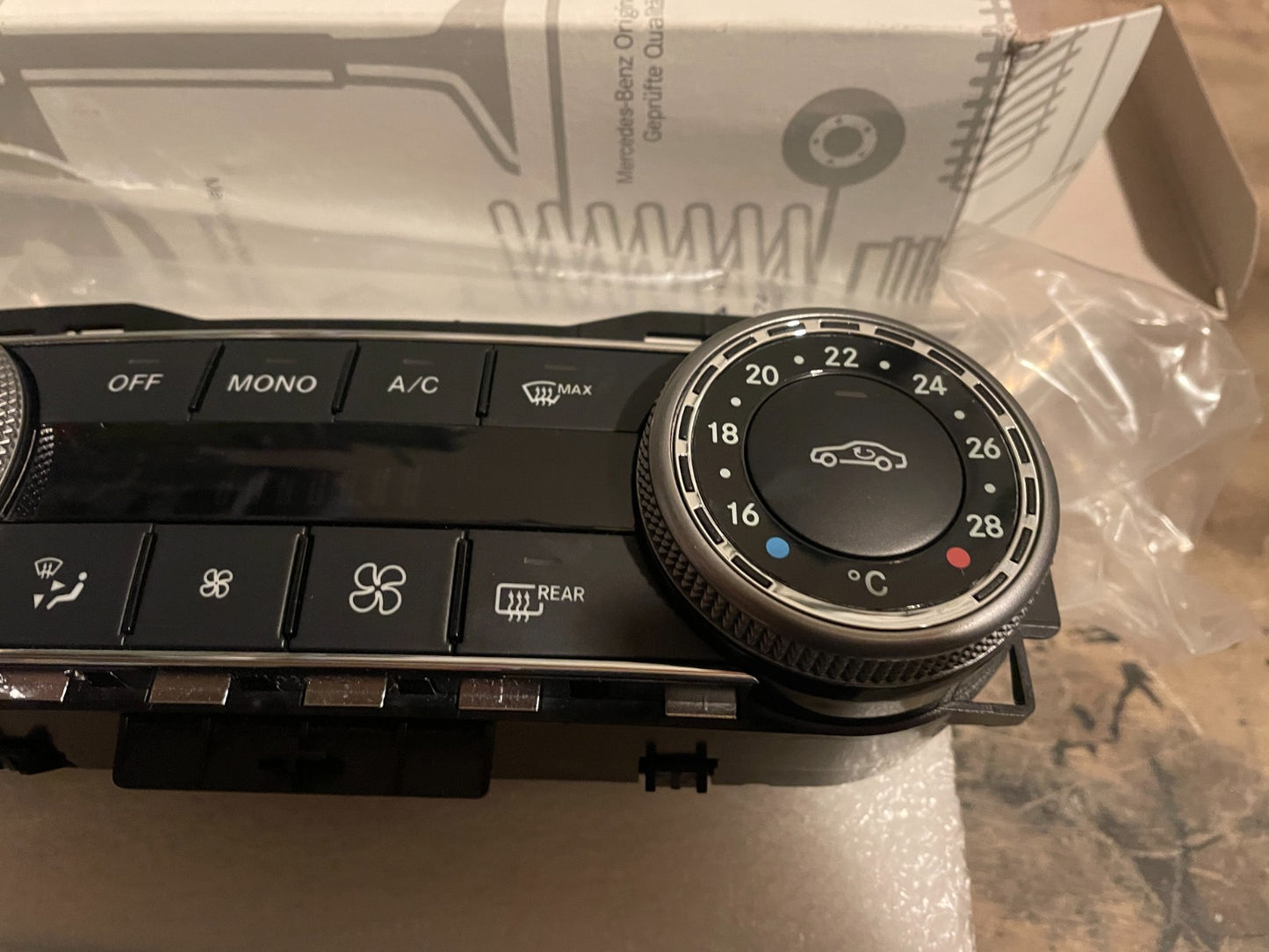 Original Mercedes C-Klasse W204 Klimabedienteil Klimaanlage Klima A20483041904