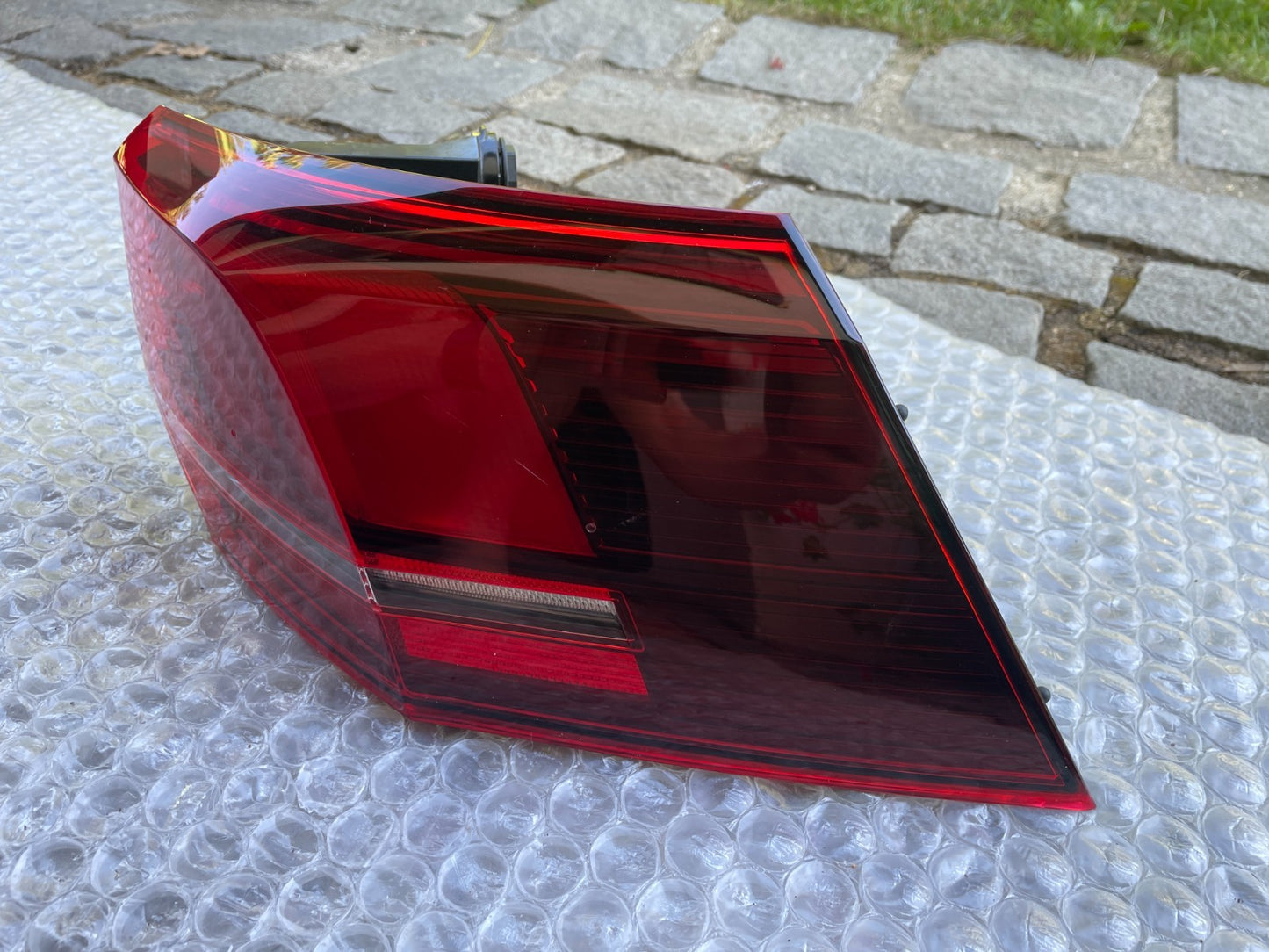 Original VW Golf VIII 8 LED Rückleuchte Heckleuchte rechts 5H0945096E1