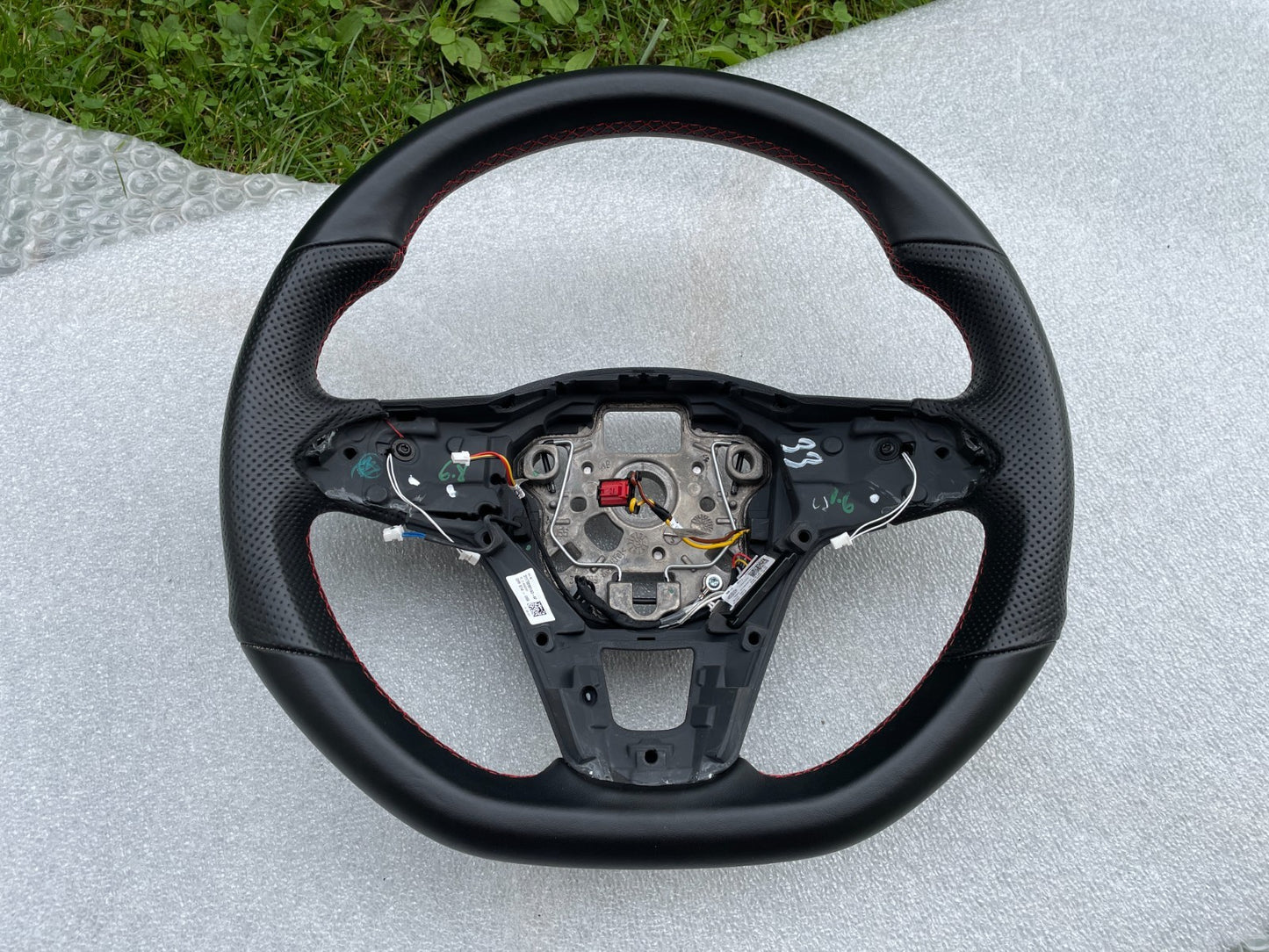 Original VW Golf VIII 8 Multifunktionslenkrad rot Leder 5H0959542C0