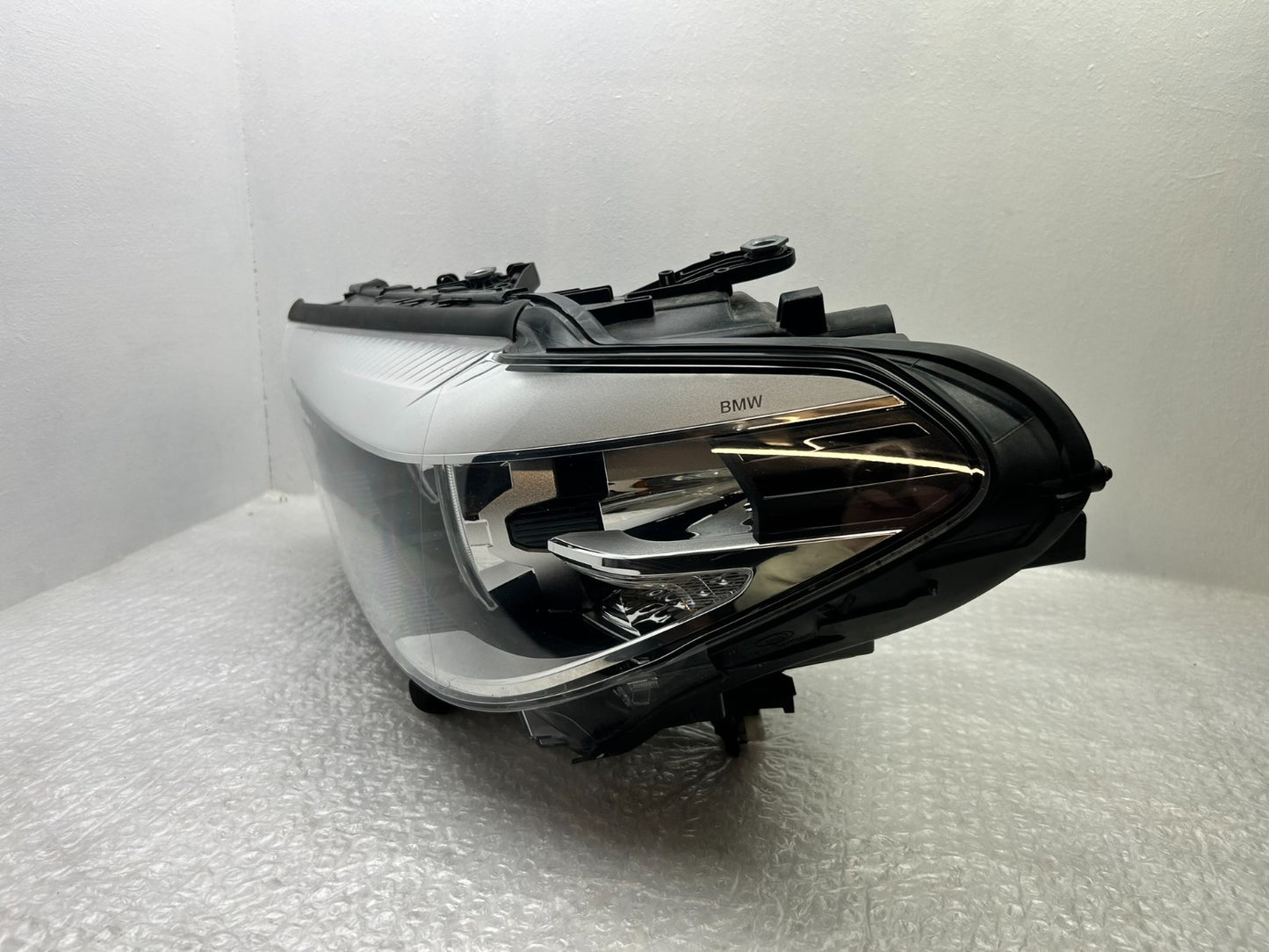 Original BMW 5er G30 G31 LED Scheinwerfer links 84991112