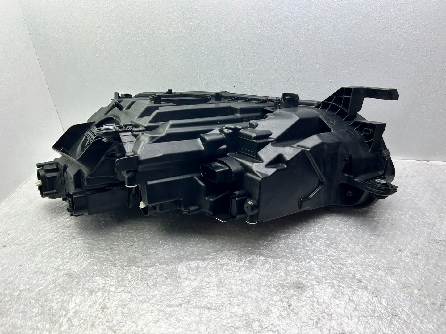 Original Skoda Octavia IV 4 LED Scheinwerfer rechts 5E4941016A8