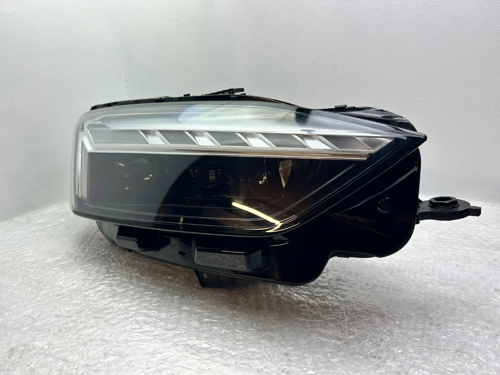 Original Audi A5 8W LED Matrix Scheinwerfer rechts 8W69410401