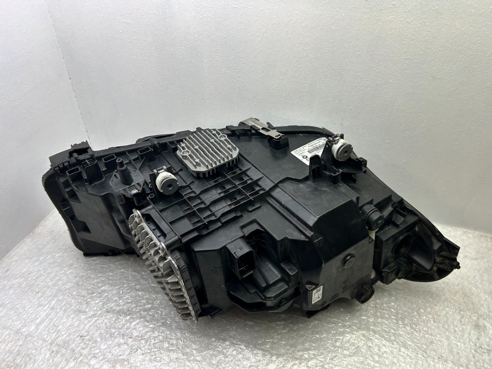 Original BMW 5er G30 G31 LED Scheinwerfer links 74391838