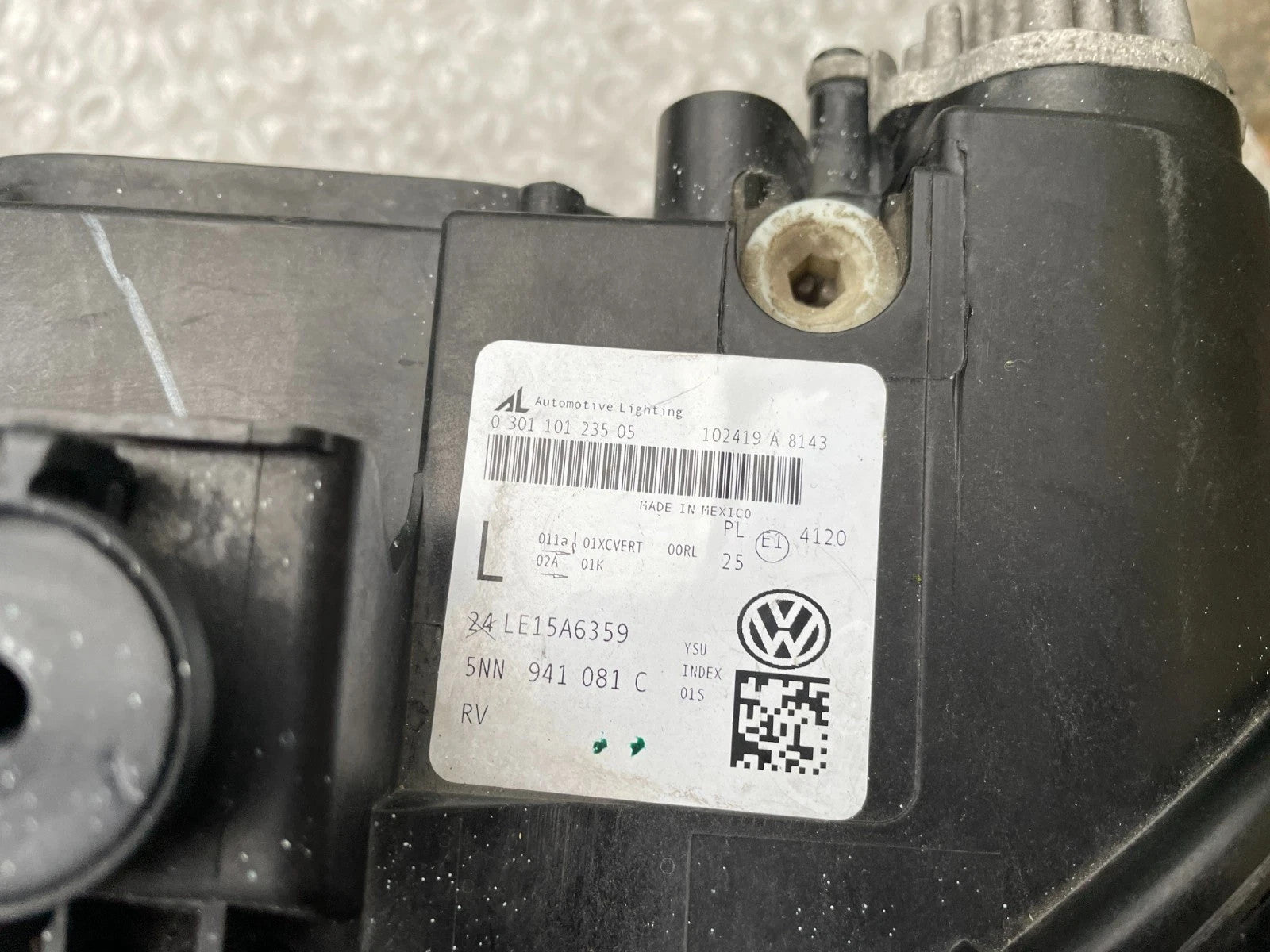 Original VW Tiguan LED Scheinwerfer links 5NN941081C4