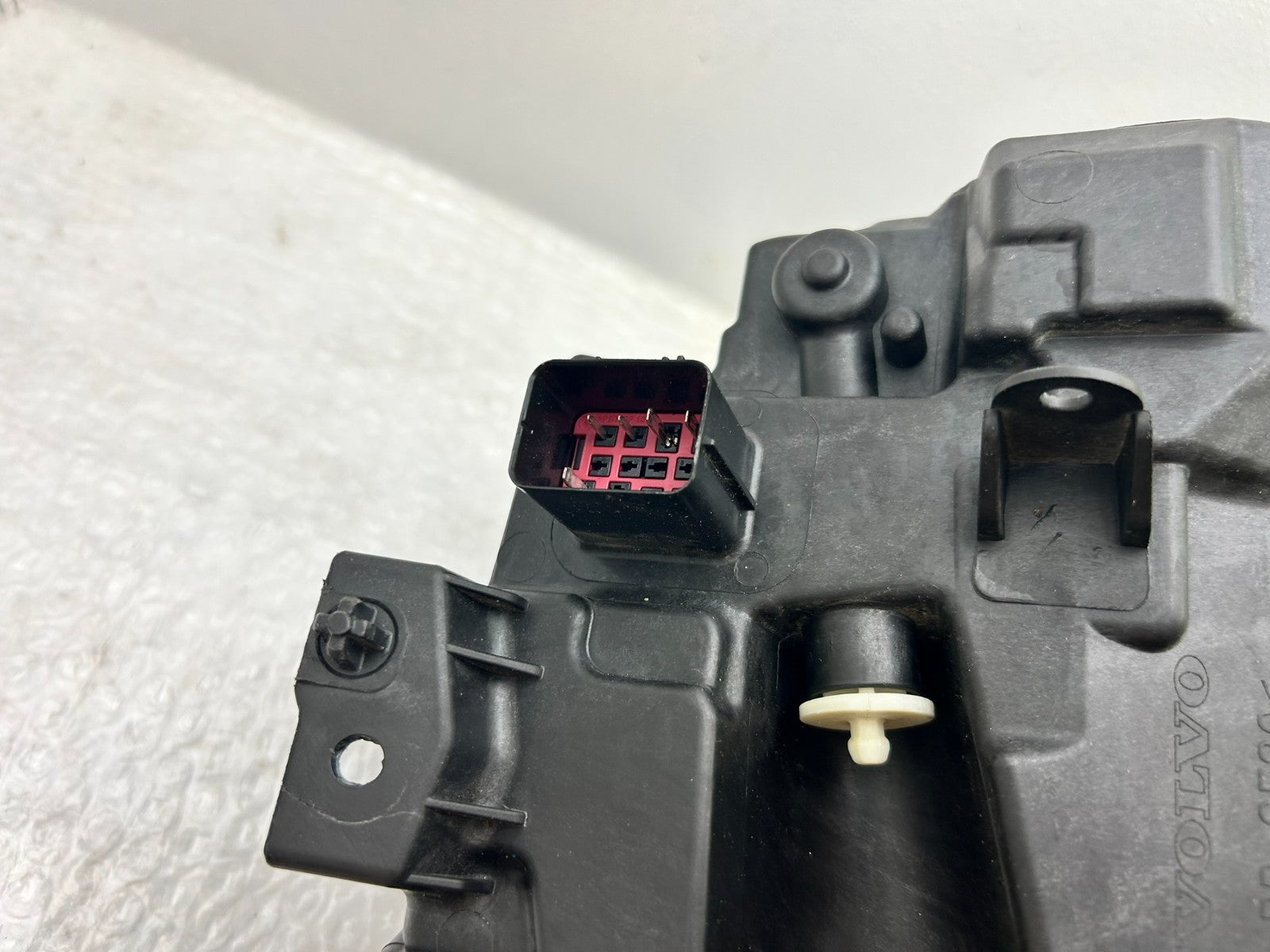 Original Volvo XC60 II LED Scheinwerfer Frontscheinwerfer rechts 3240471010