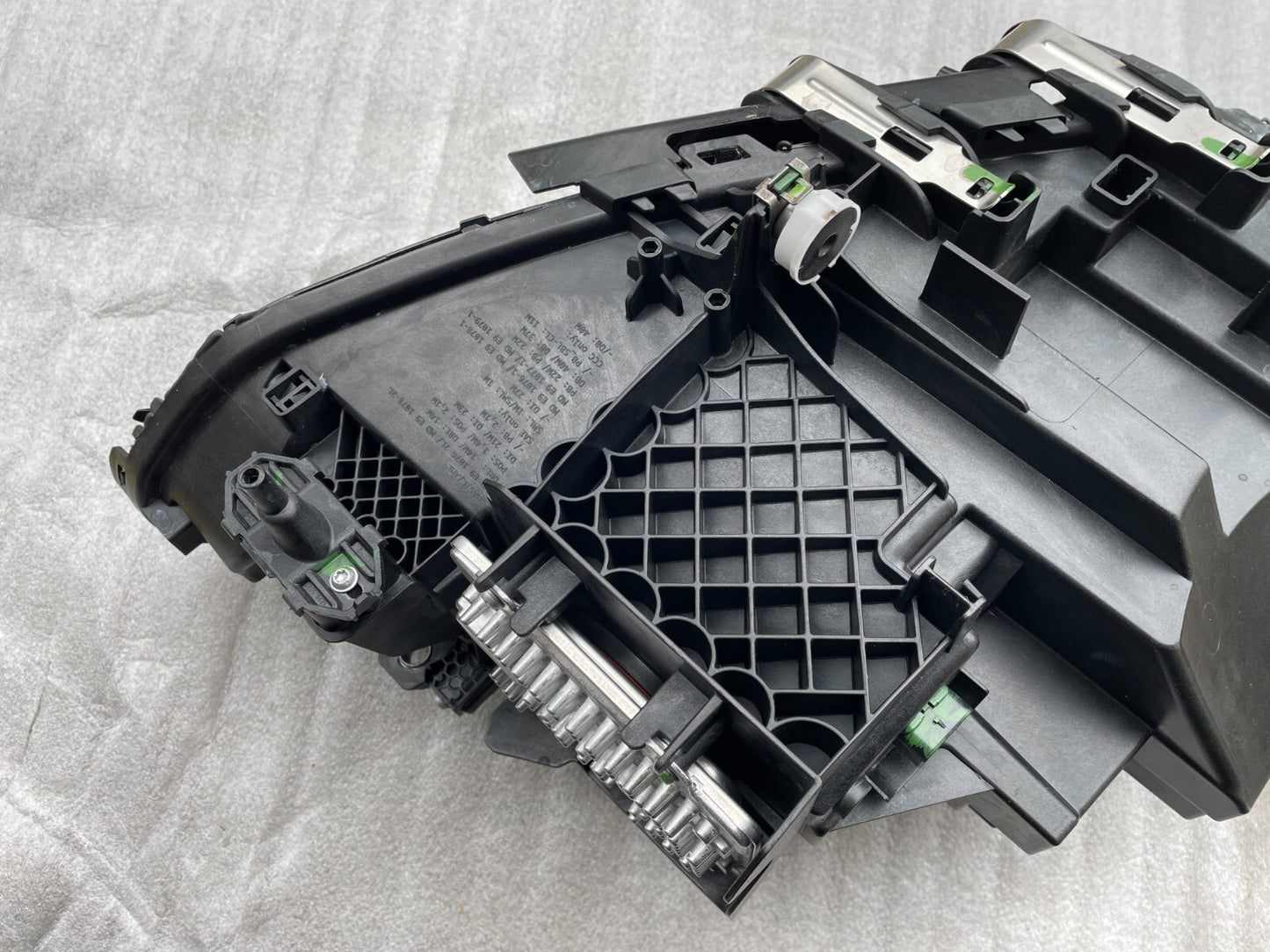 Original BMW 2er G42 LED Scheinwerfer links 808363513