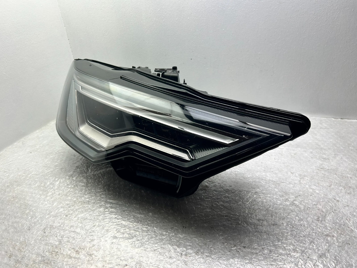 Original Audi A6 C8 4K LED Scheinwerfer rechts 4K09410401