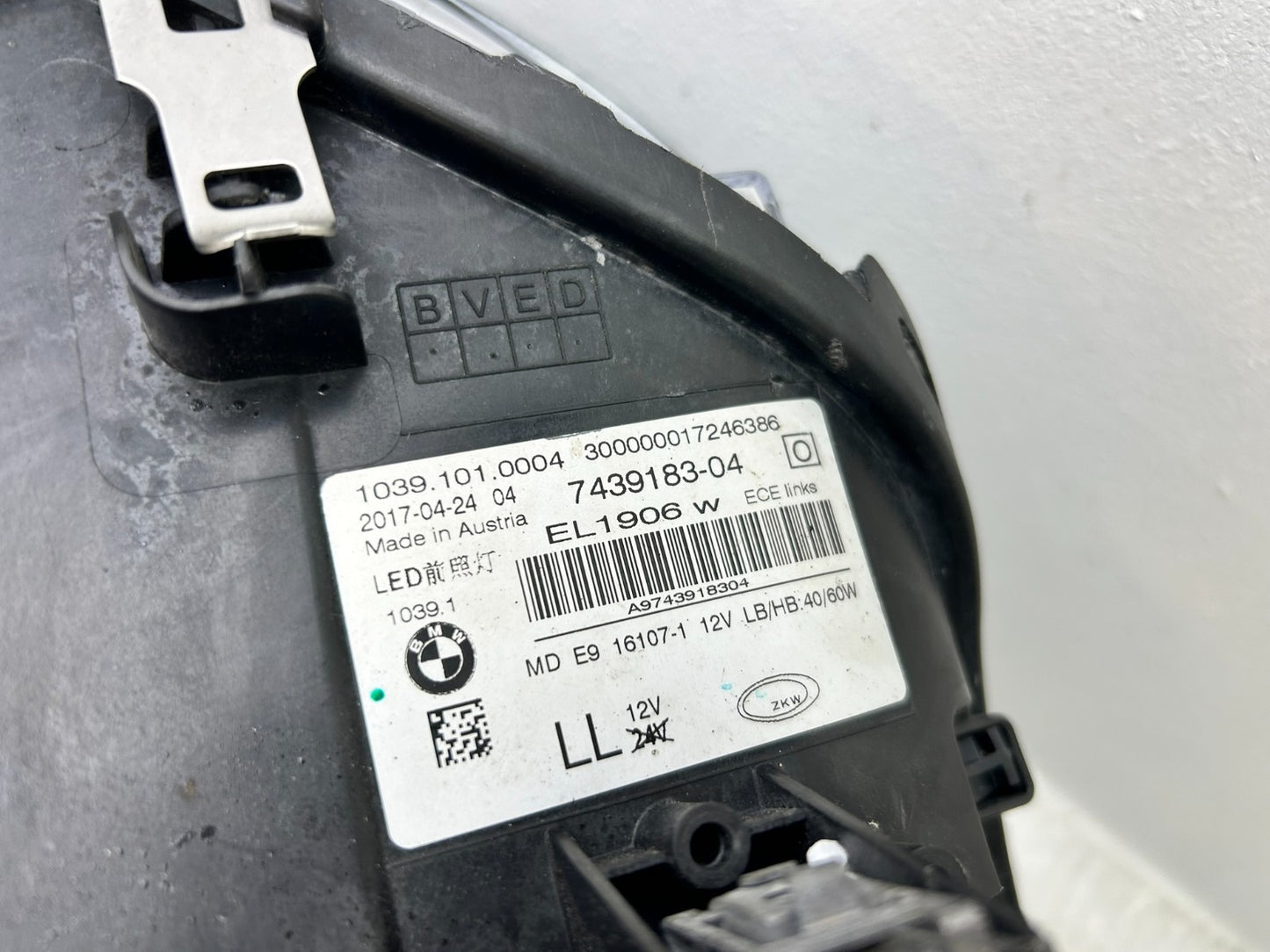 Original BMW 5er G30 G31 LED Scheinwerfer links 743918313