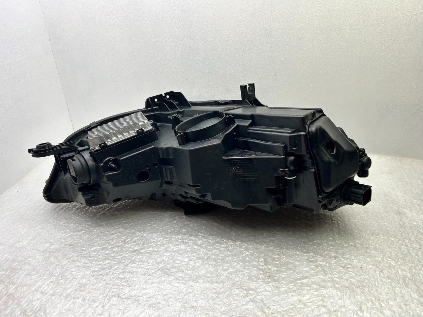 Original Audi A4 8W B9 LED Scheinwerfer links 8W0941033D7