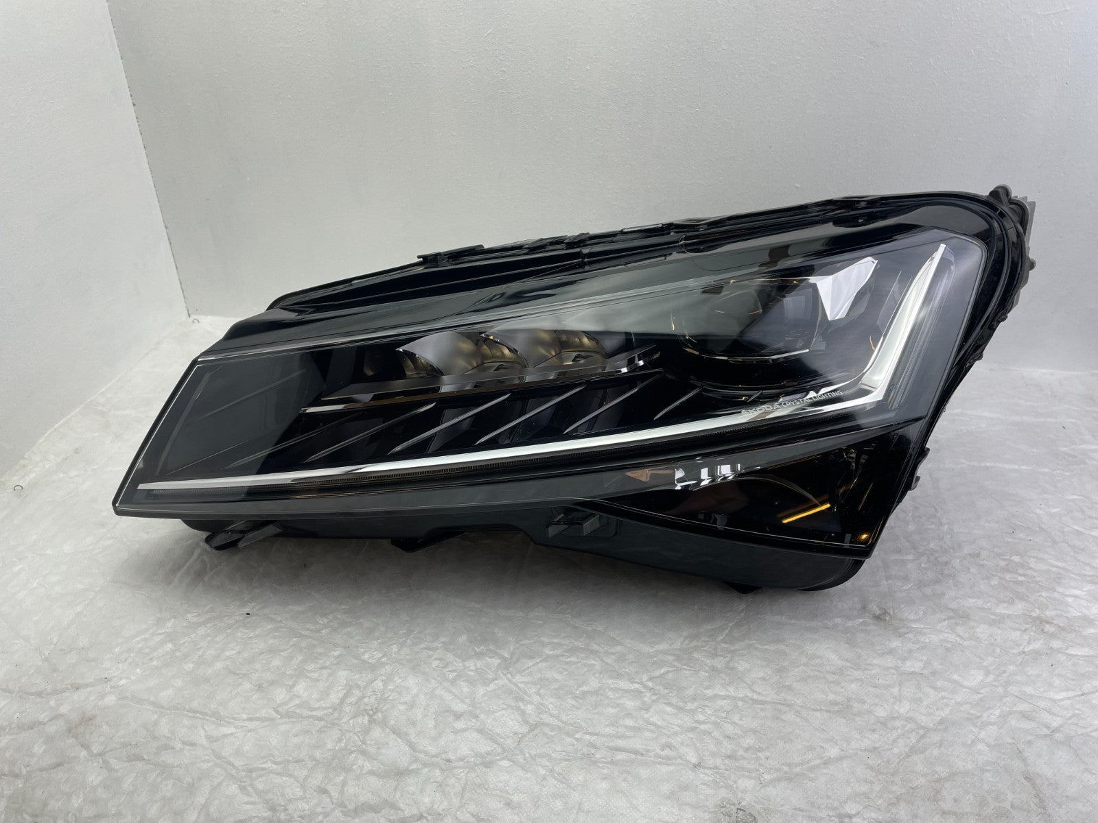 Original Skoda Superb III LED Scheinwerfer links 3V1941015D0