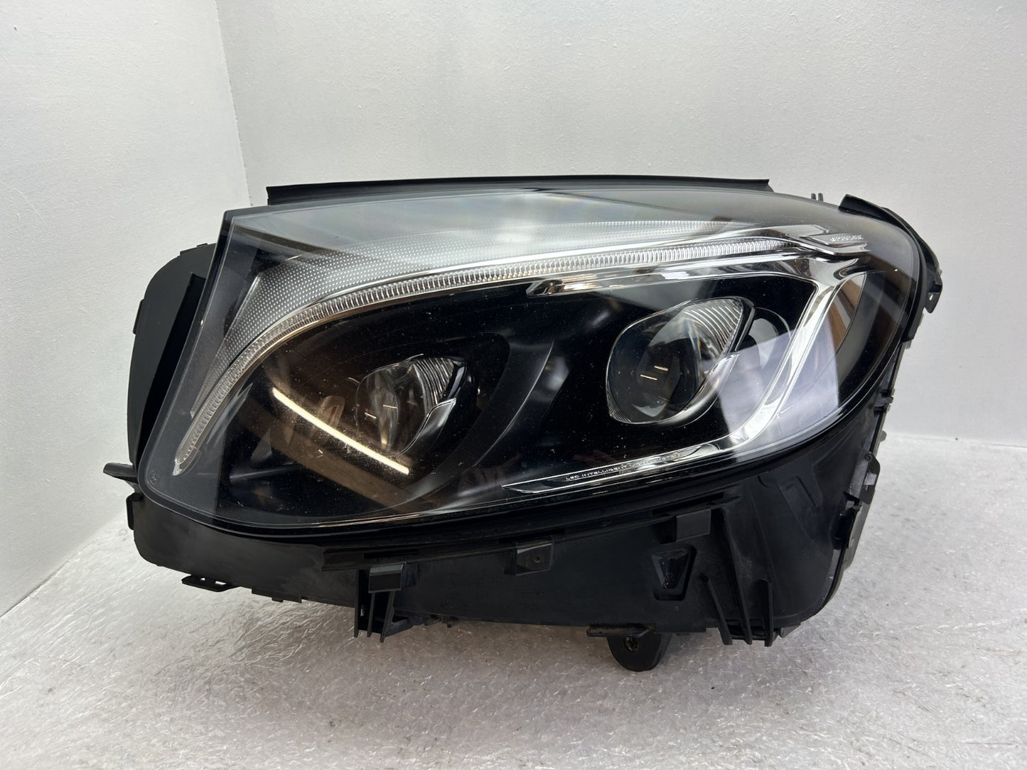 Original Mercedes W253 GLC LED Scheinwerfer links A25390603010