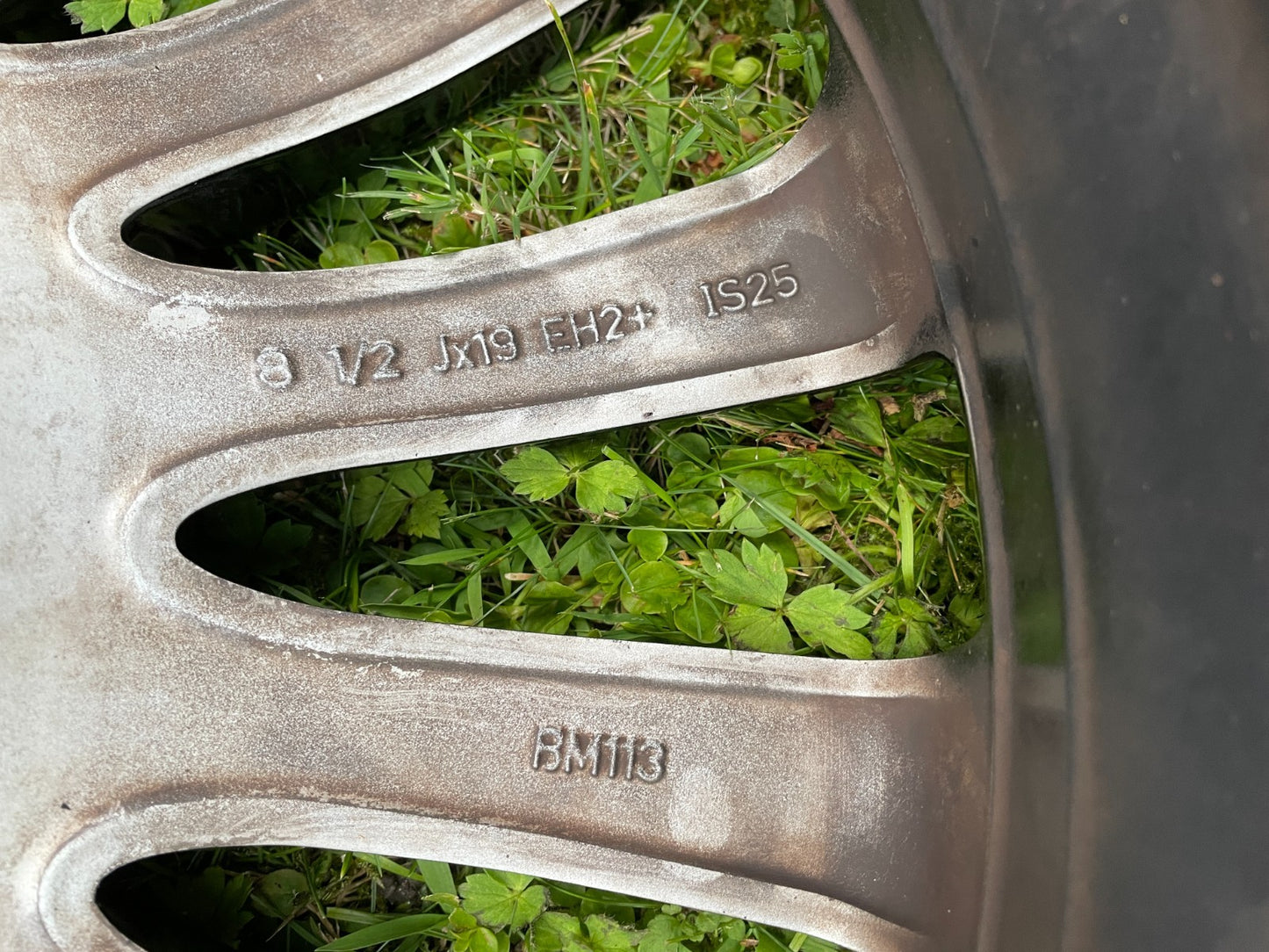 4x BMW 7er F01 F02 Alufelgen 8,5x19 ET25 9,5x19 ET39 6775404 677540517