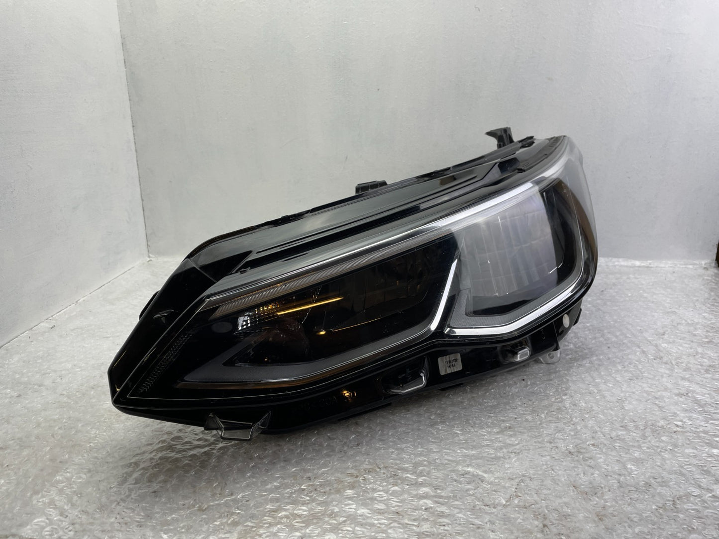 Original VW Golf 8 LED Scheinwerfer links 5H1941005B2