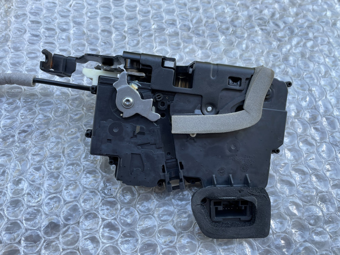 Original Audi A6 S6 C8 4K Türschloss Schloss vorne links 4K1837015K5