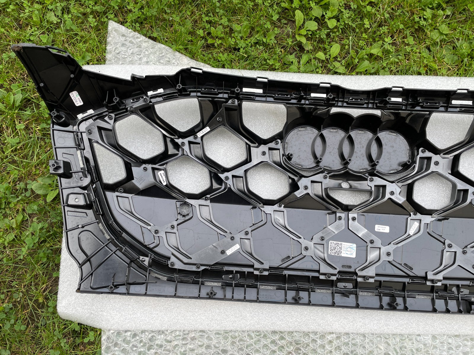 Original Audi Q5 Kühlergrill Frontgrill Gitter Grill 8MA853651BG6