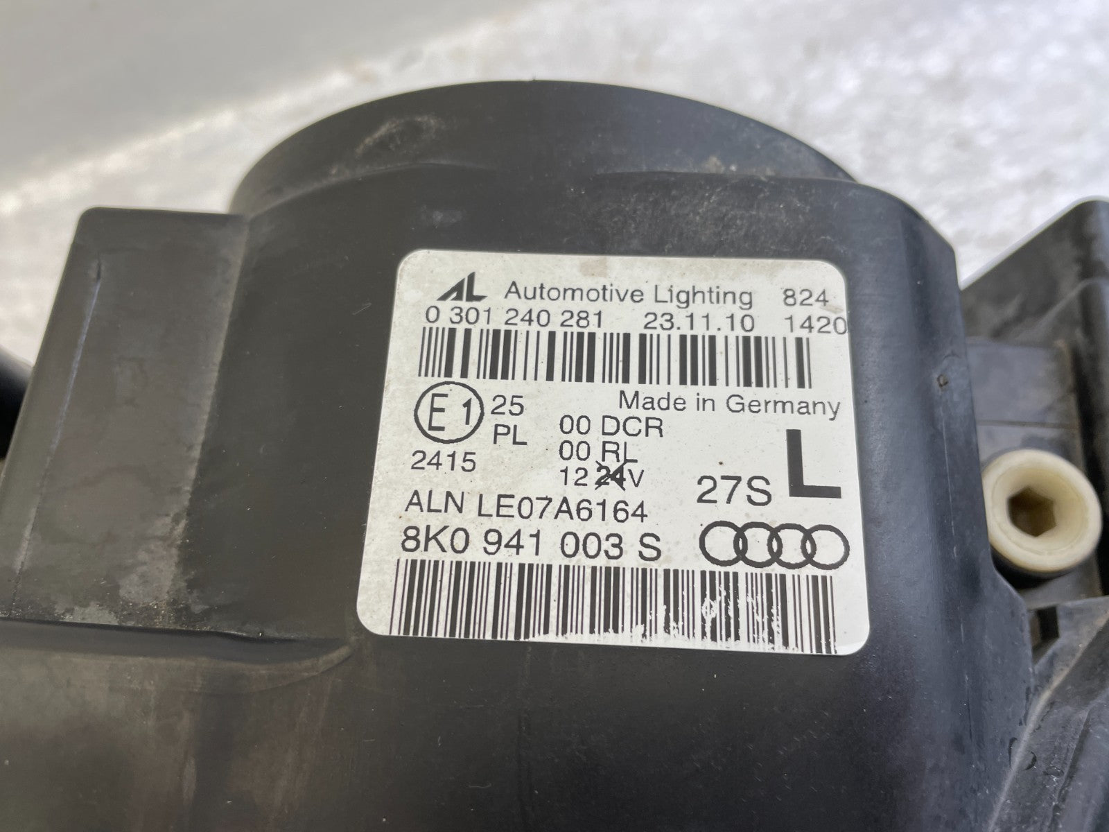 Original Audi A4 Xenon LED Scheinwerfer links 8K0941003S4