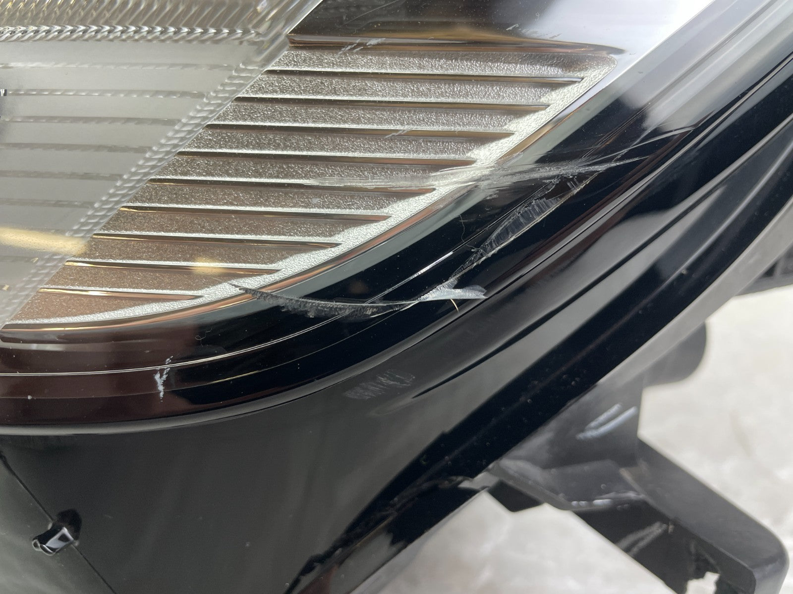 Original Volvo XC60 II LED Scheinwerfer links 324047093