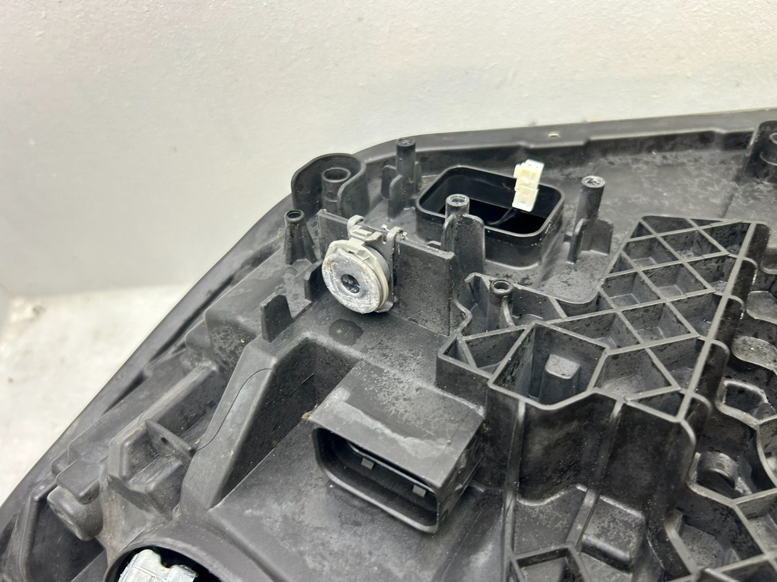 Original BMW 1er F20 F21 Xenon Scheinwerfer rechts 722968011