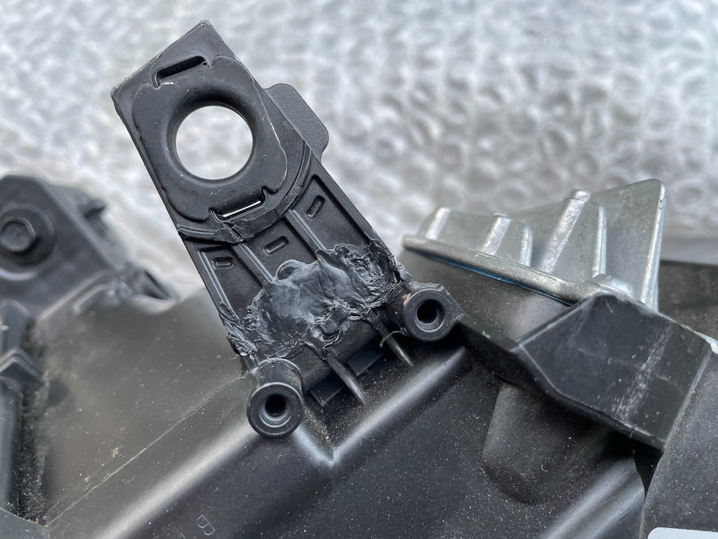 Original Land Rover Discovery LED Scheinwerfer links HY32-13W030-H7