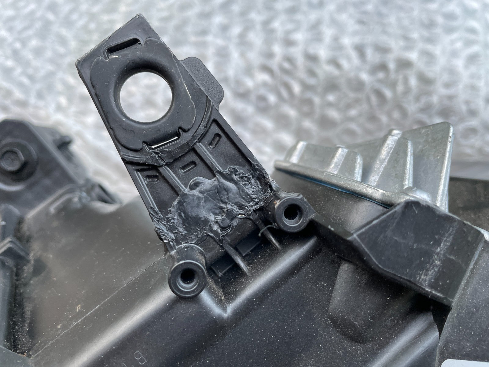 Original Land Rover Discovery LED Scheinwerfer links HY32-13W030-H7