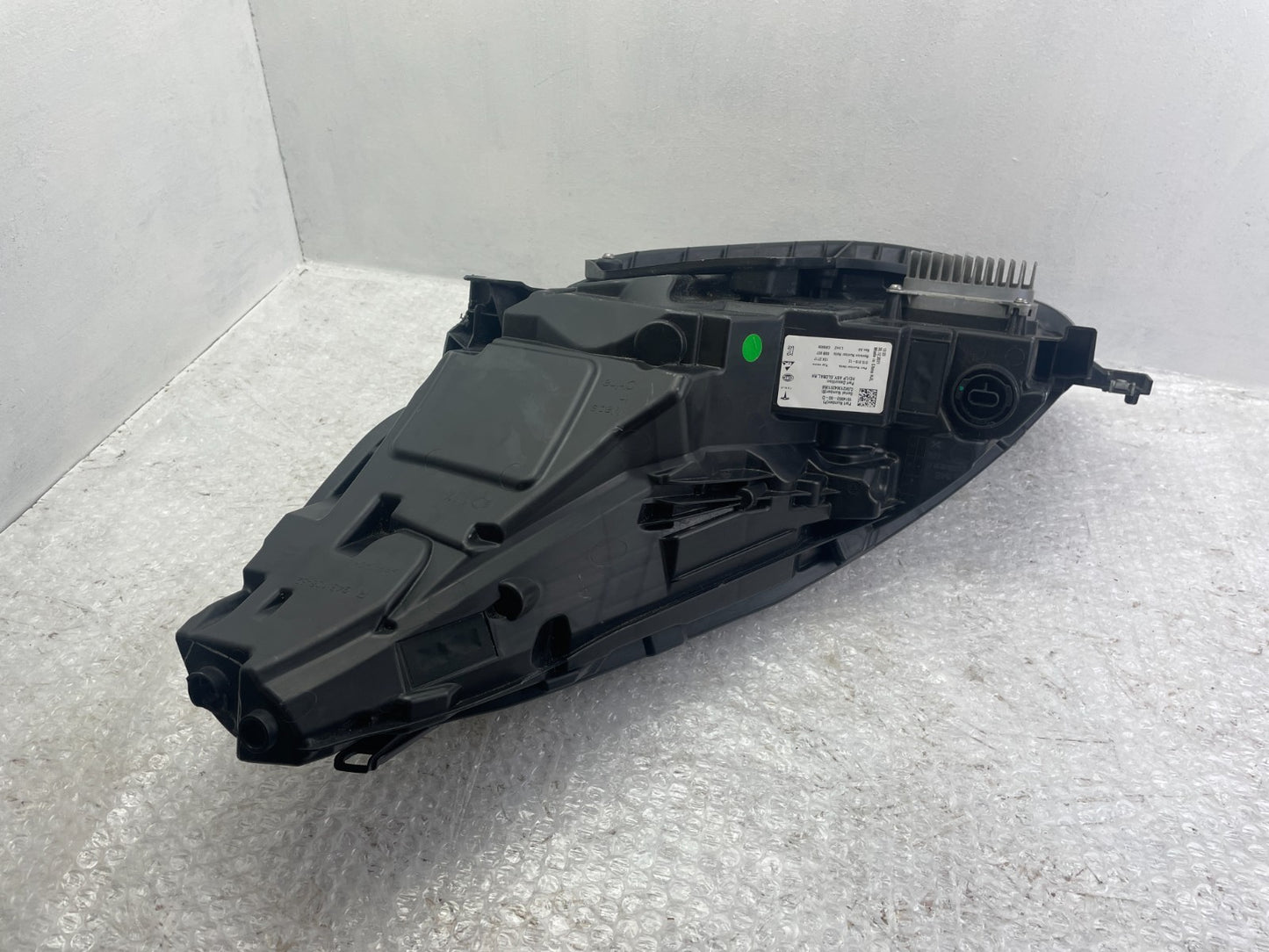 Original Tesla Model 3 LED Scheinwerfer rechts 1514953-00-D8