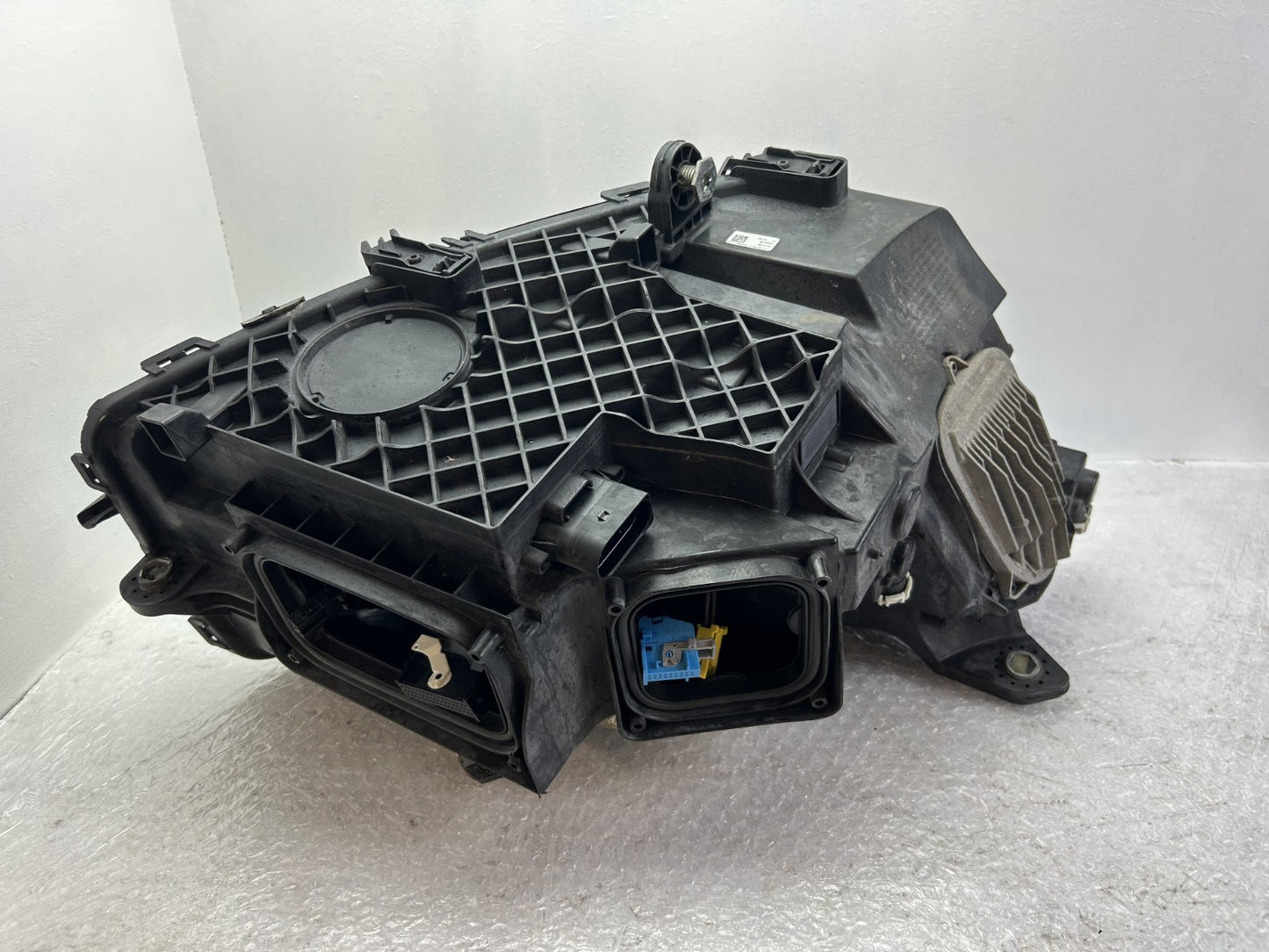 Original Mercedes W253 GLC LED Scheinwerfer links A25390603019