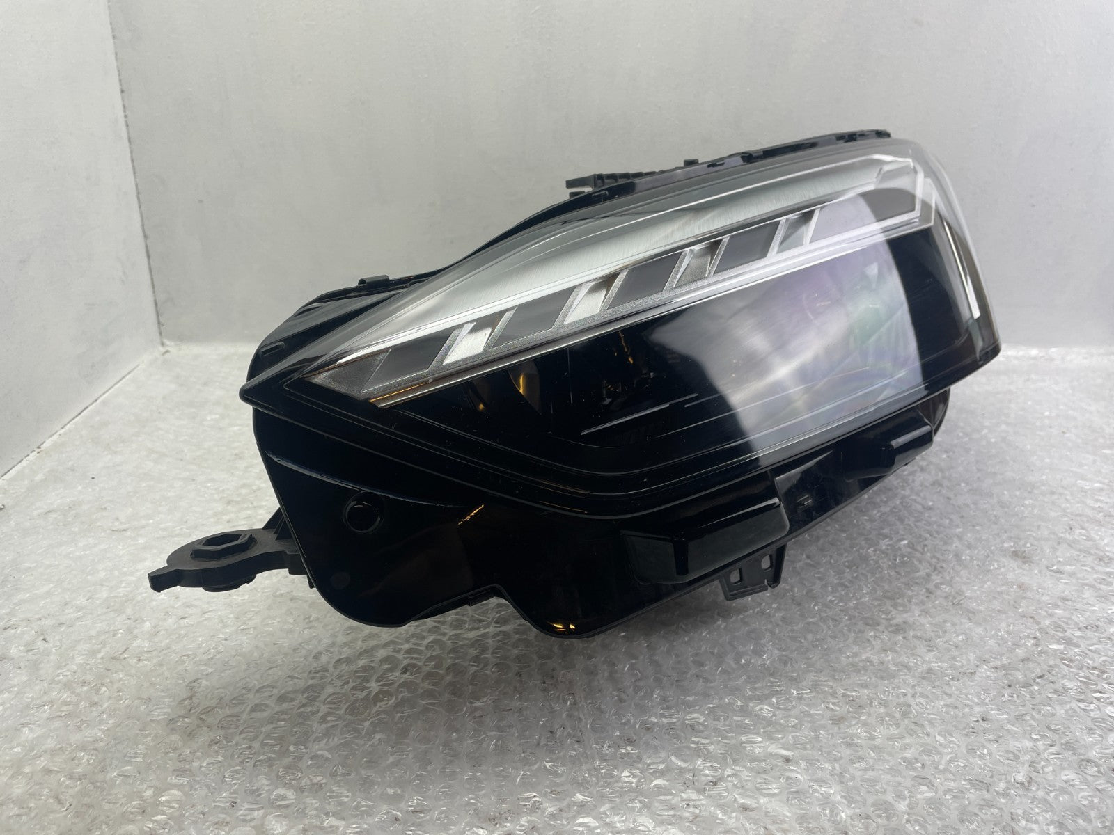 Original Audi A5 8V LED Matrix Scheinwerfer links 8W69410392