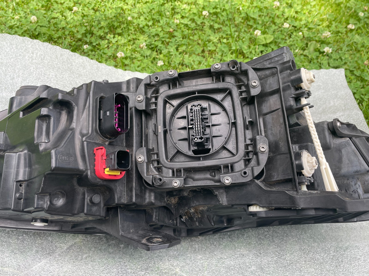 Original Audi A6 C8 Scheinwerfer links 4G09410359