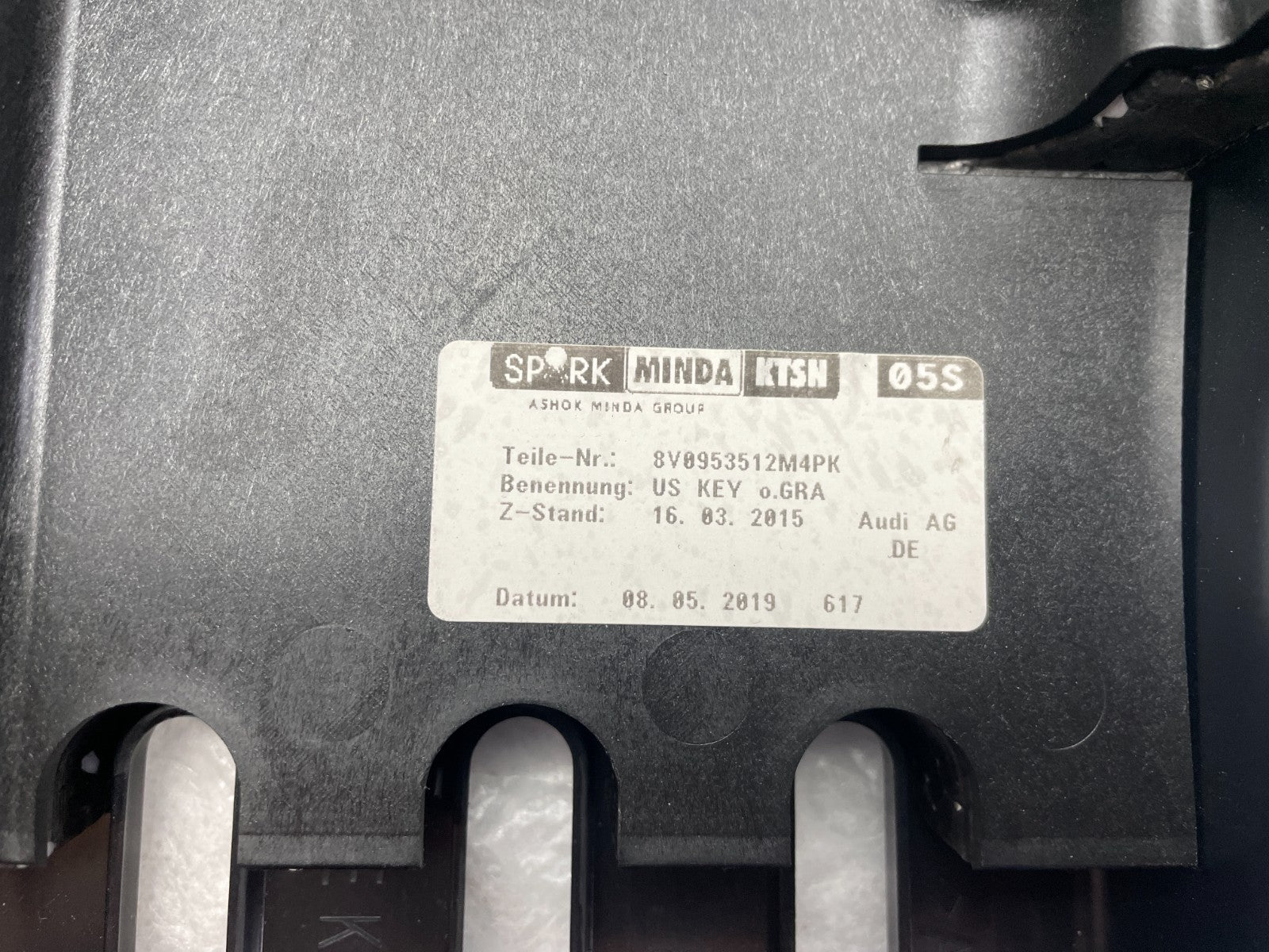 Audi A3 8V Lenksäulenverkleidung Lenkradabdeckung 8V09535125