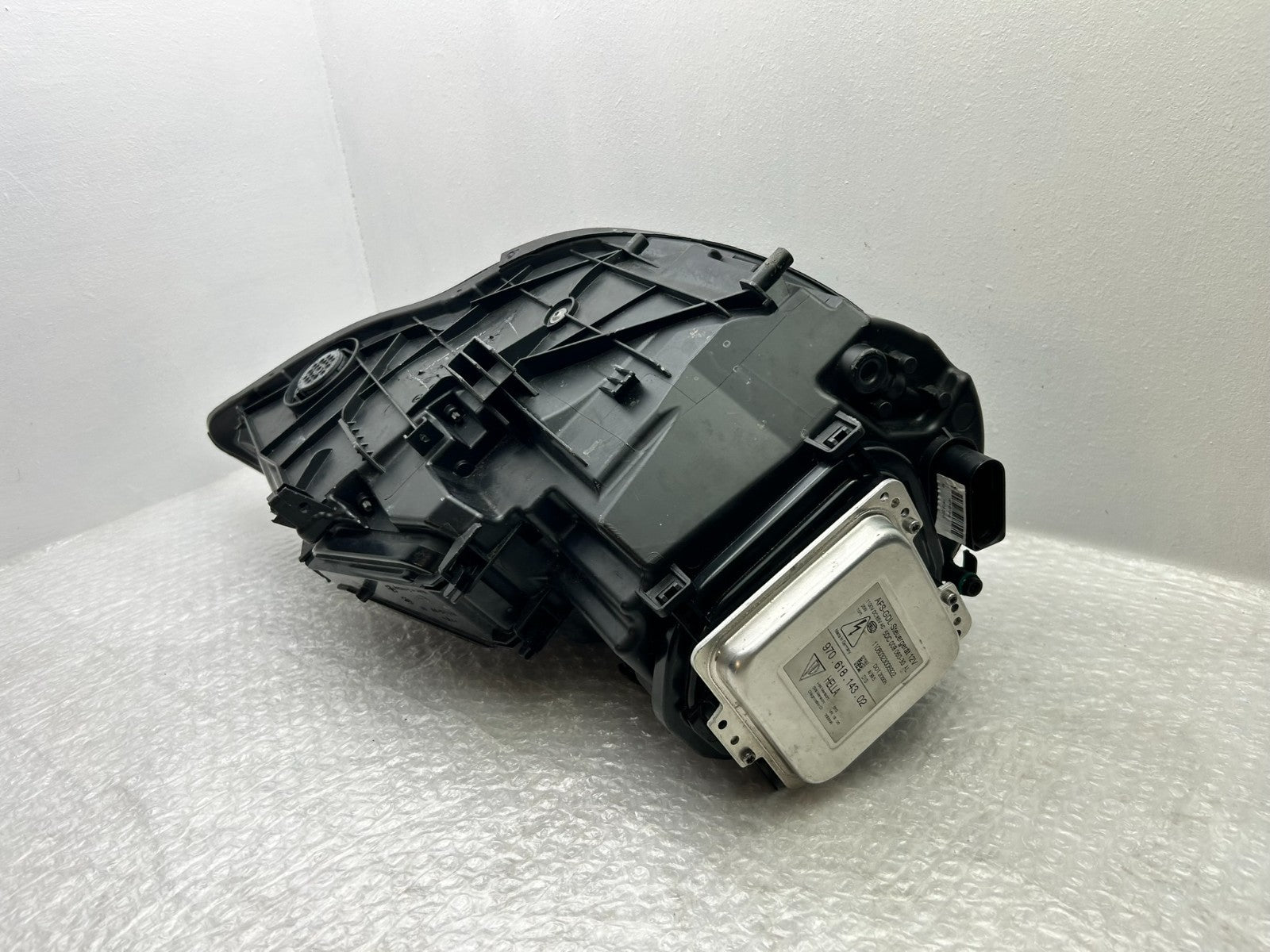 Original Porsche Panamera 970 GTS Bi Xenon Scheinwerfer links 970631981025