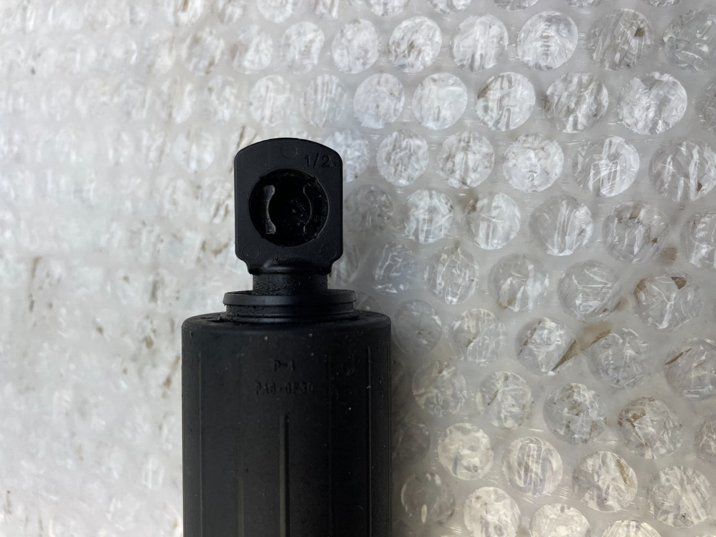 1x Original Skoda Octavia Gasfeder elektrisch Heckklappe Kofferraum 5E7827851D4