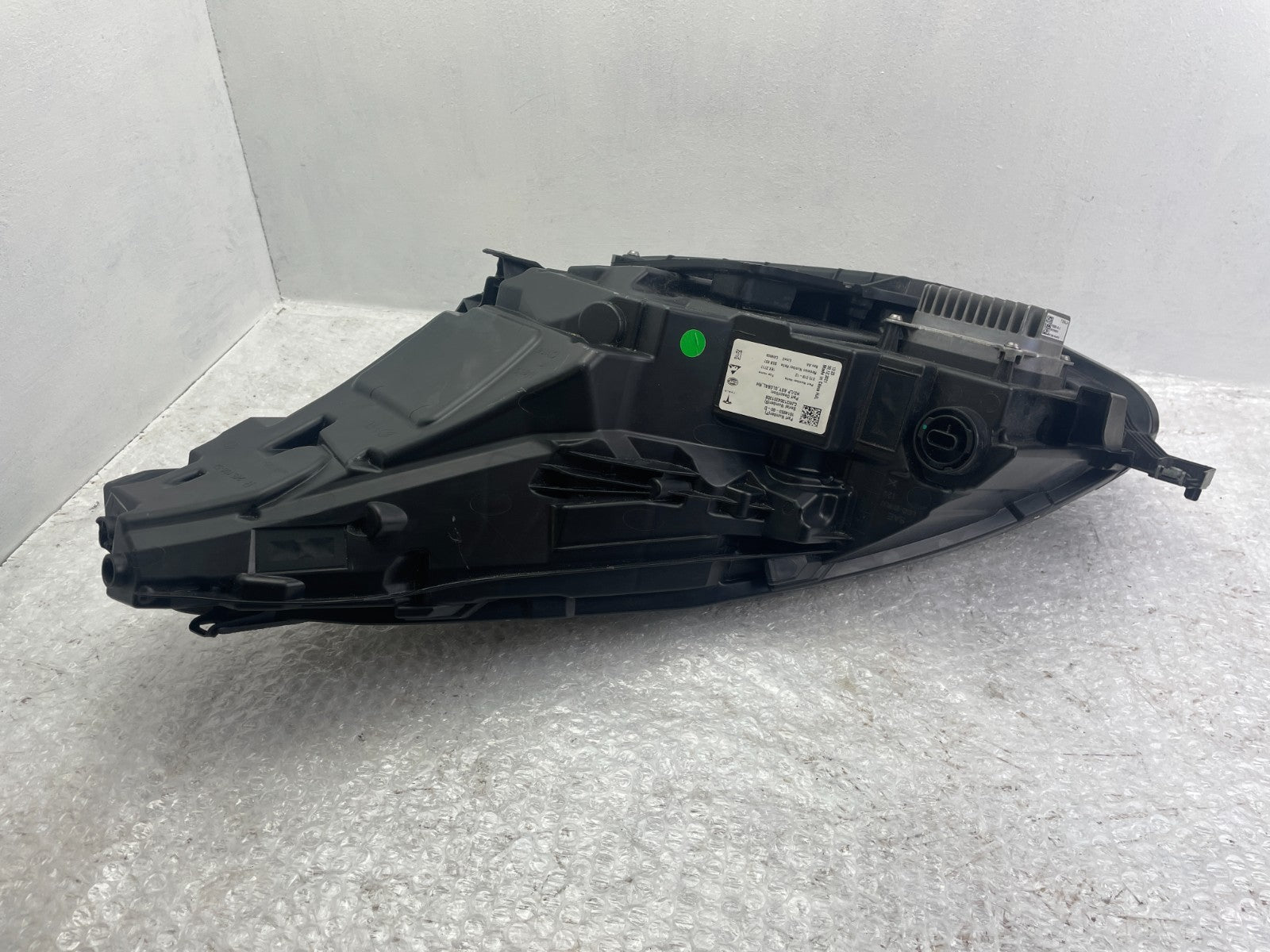 Original Tesla Model 3 LED Scheinwerfer rechts 1514953-00-D5