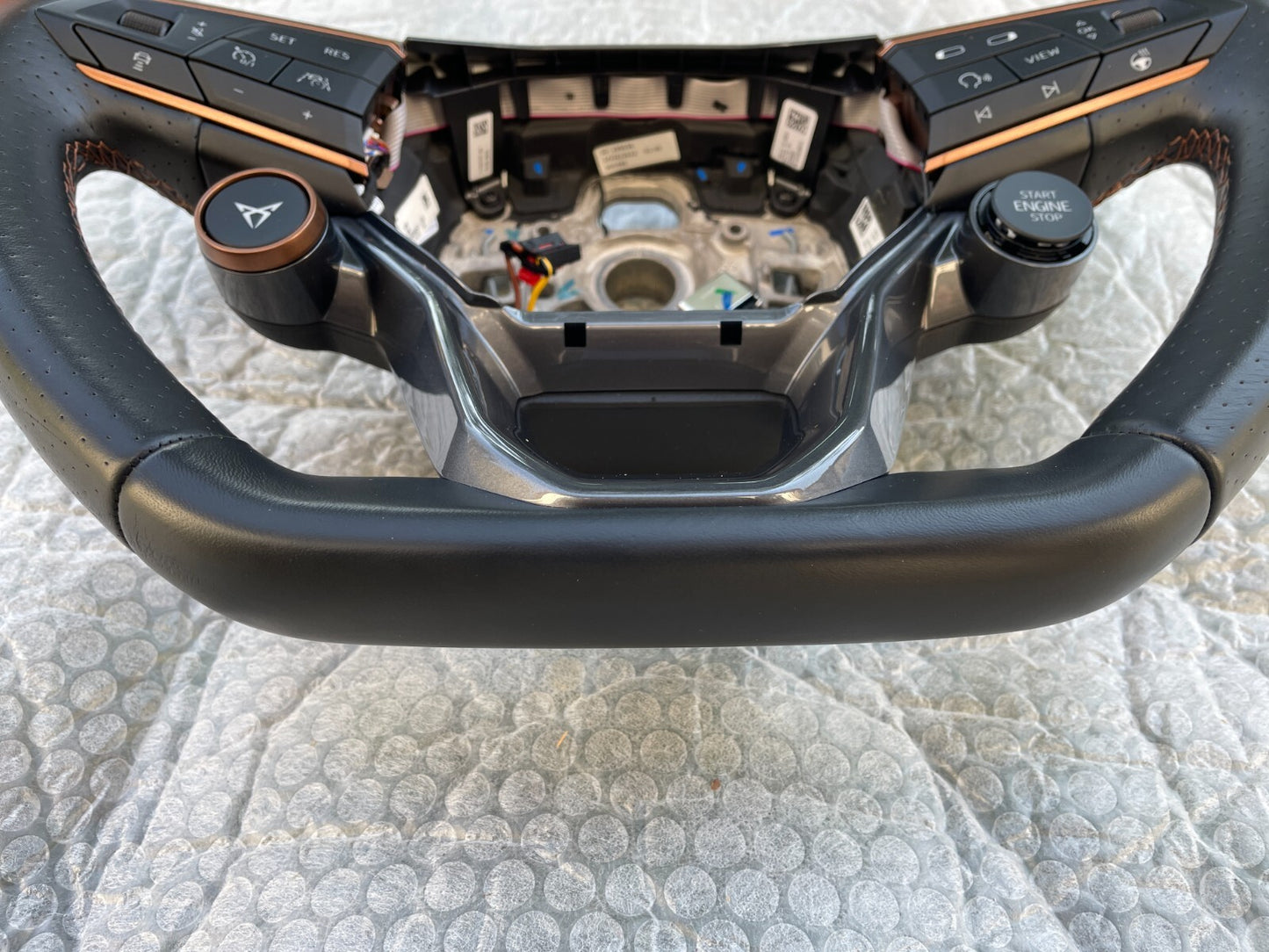 Seat Cupra Formentor Leon Lenkrad beheizbar / 5FA419091FTXEY2