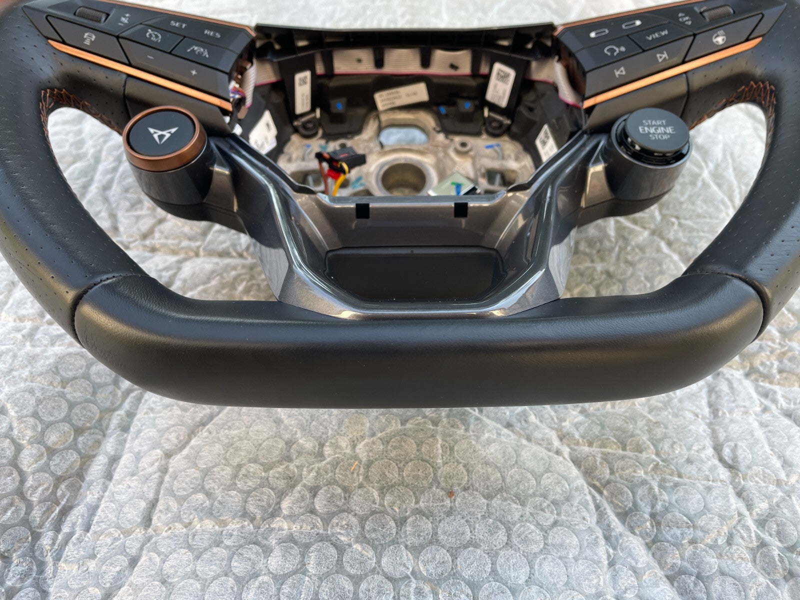 Seat Cupra Formentor Leon Lenkrad beheizbar / 5FA419091FTXEY2