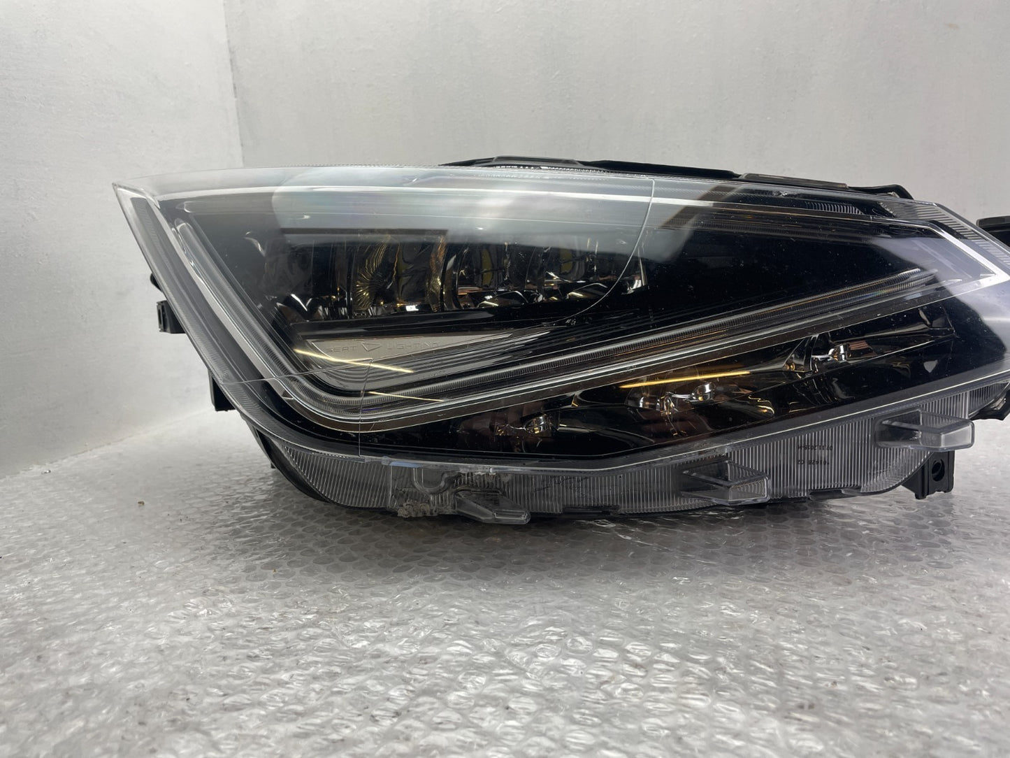 Original Seat Ibiza 5 Arona 6F LED Scheinwerfer rechts 6F1941008B1