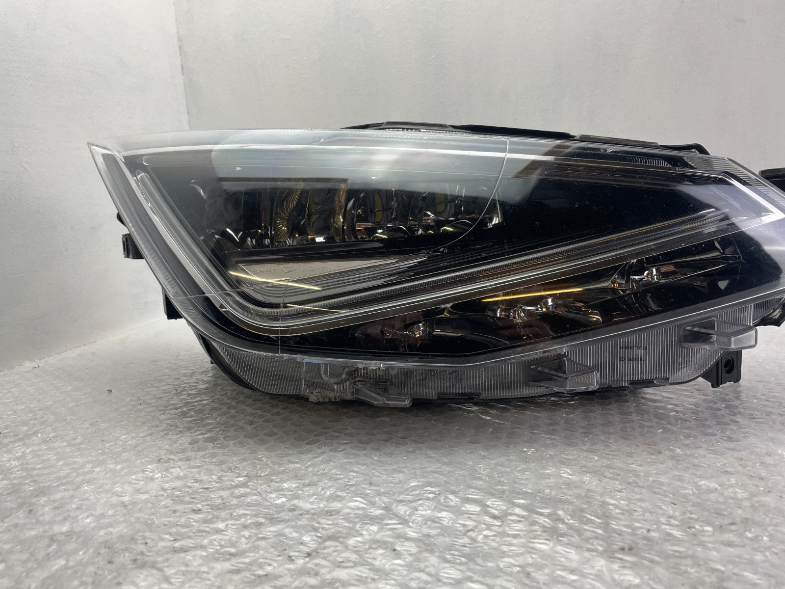 Original Seat Ibiza 5 Arona 6F LED Scheinwerfer rechts 6F1941008B1