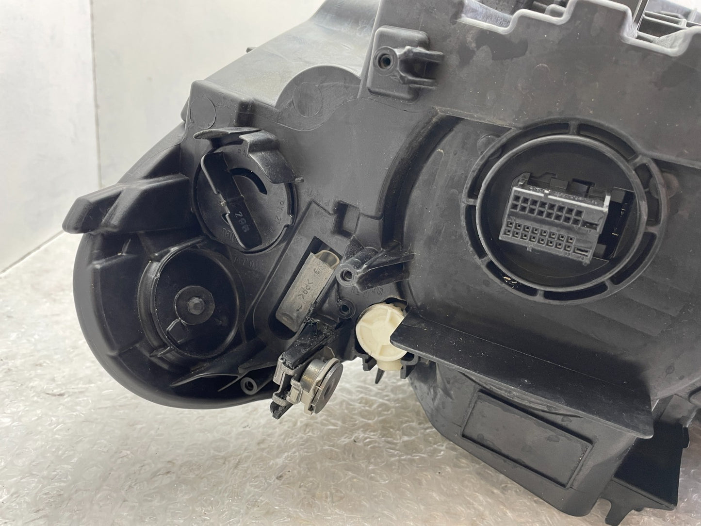 Original BMW X1 F48 LED Scheinwerfer rechts 747222011